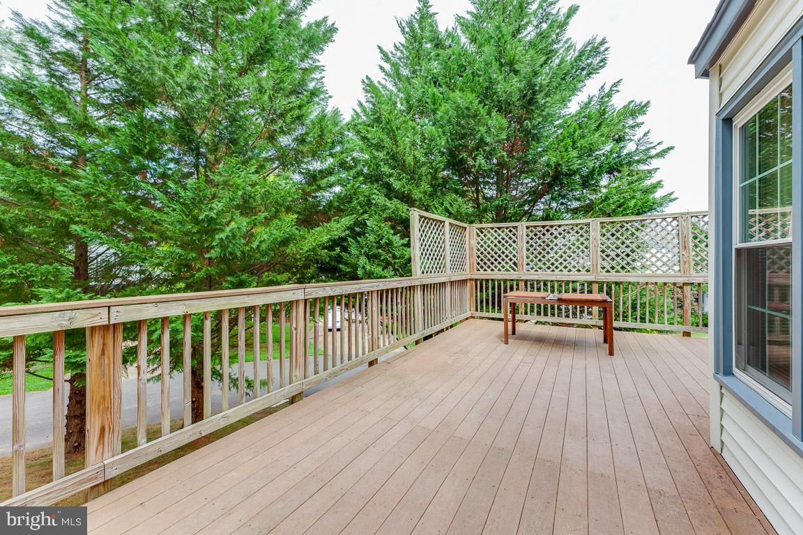 LAKE RIDGE - Residential