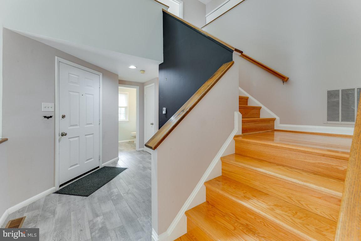 LAKE RIDGE - Residential