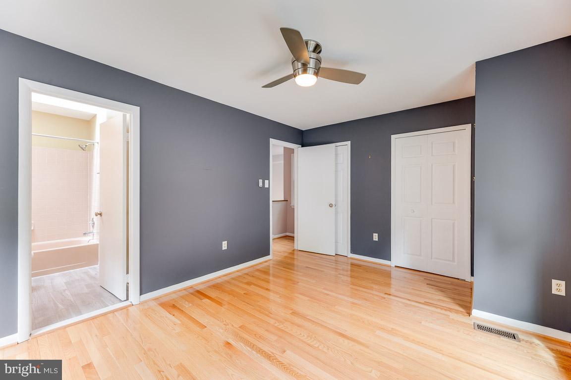 LAKE RIDGE - Residential