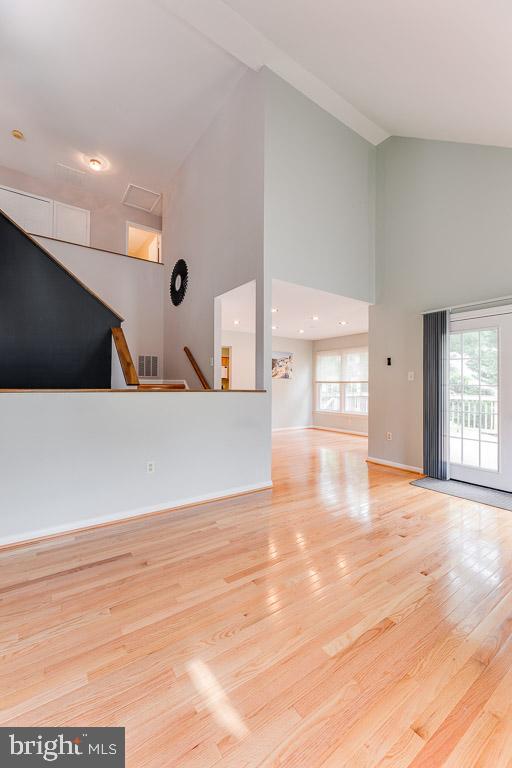 LAKE RIDGE - Residential