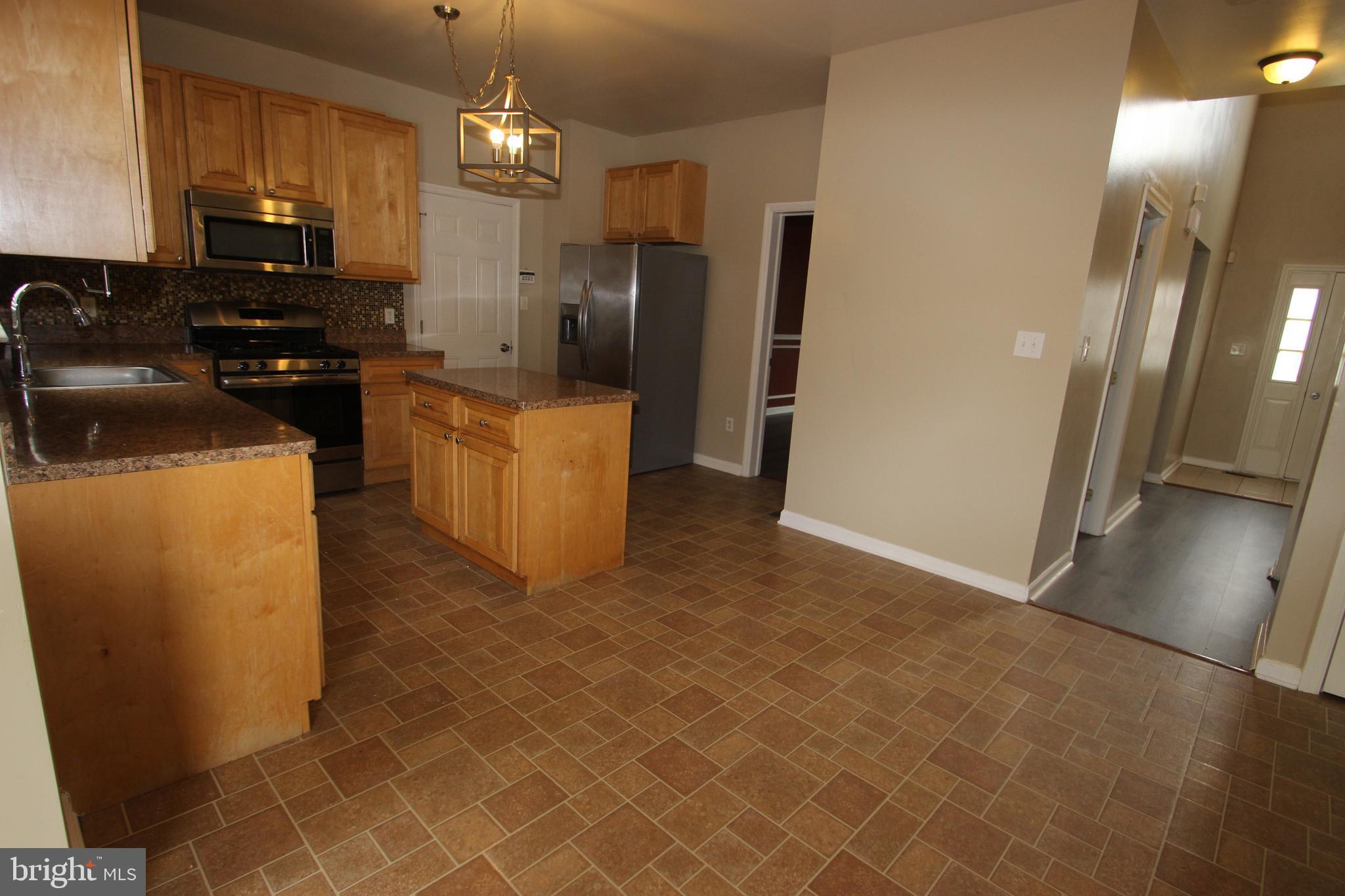 MALLARD POINTE - Residential