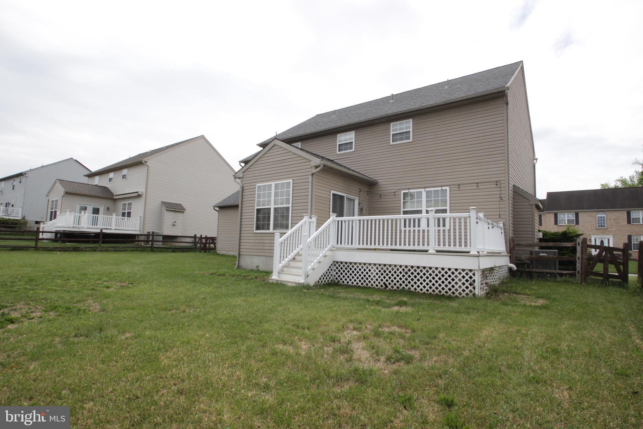 MALLARD POINTE - Residential