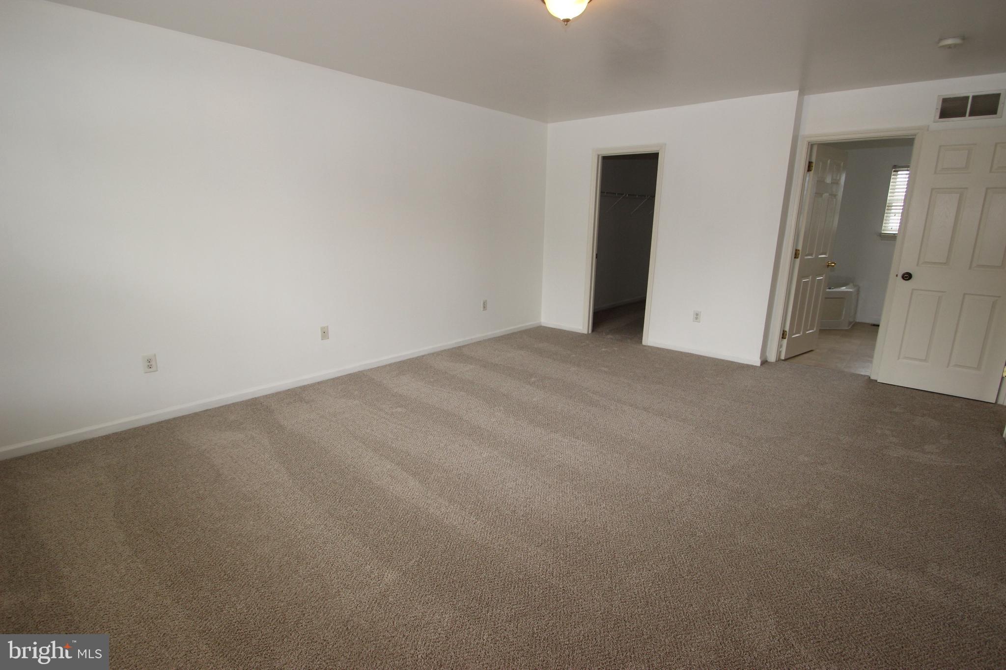 MALLARD POINTE - Residential