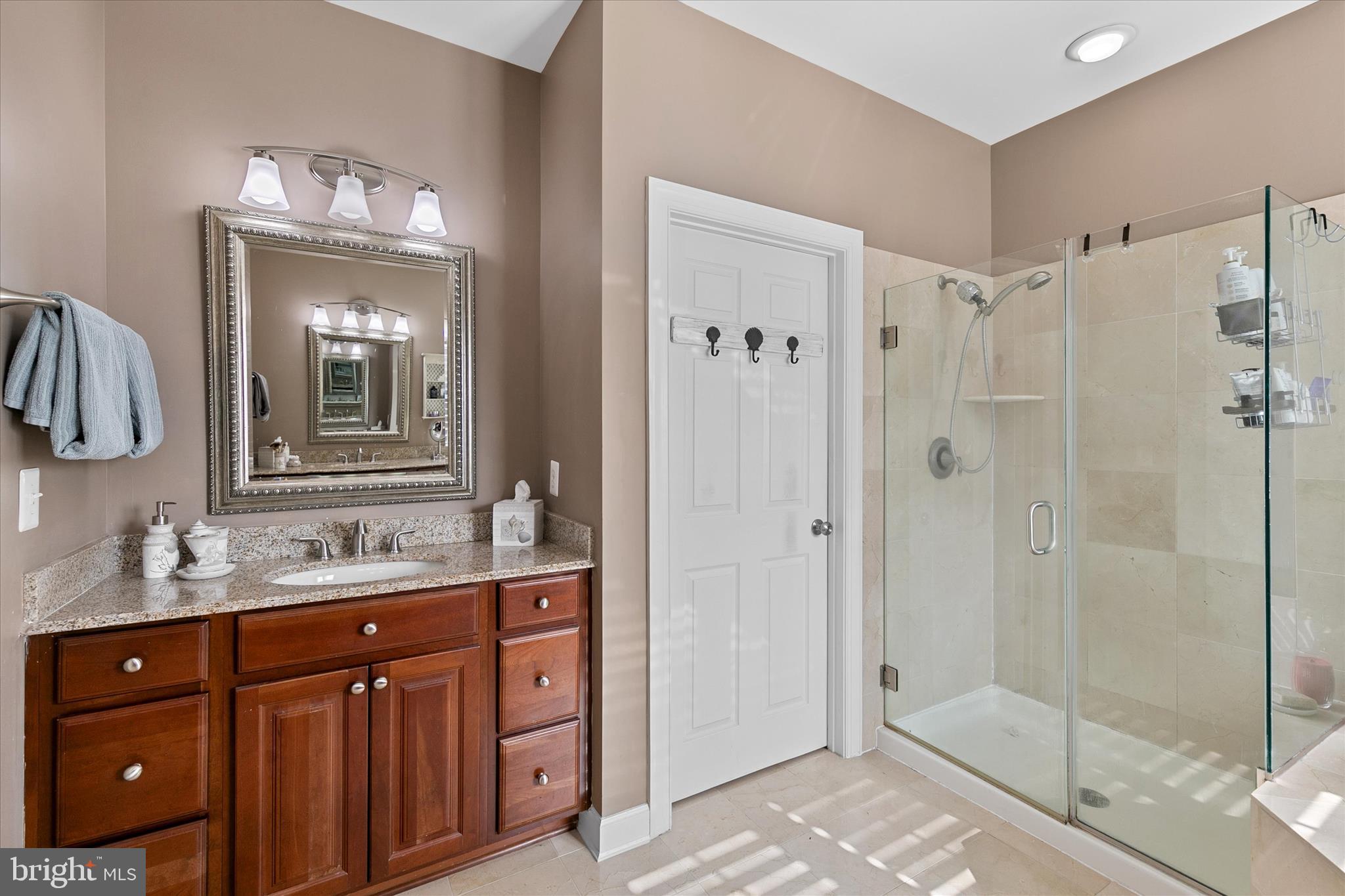 BAY FOREST CLUB - Residential