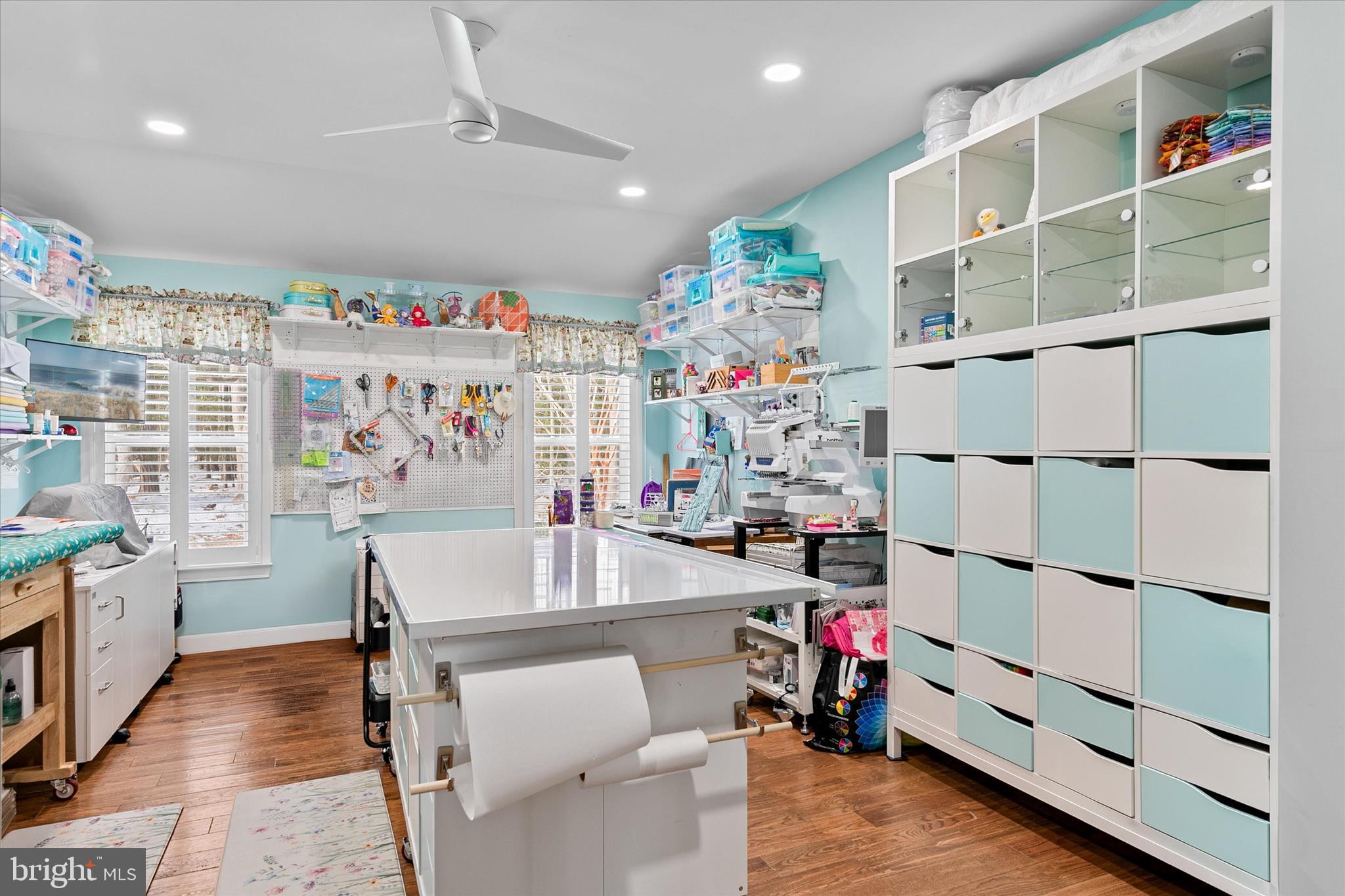 BAY FOREST CLUB - Residential