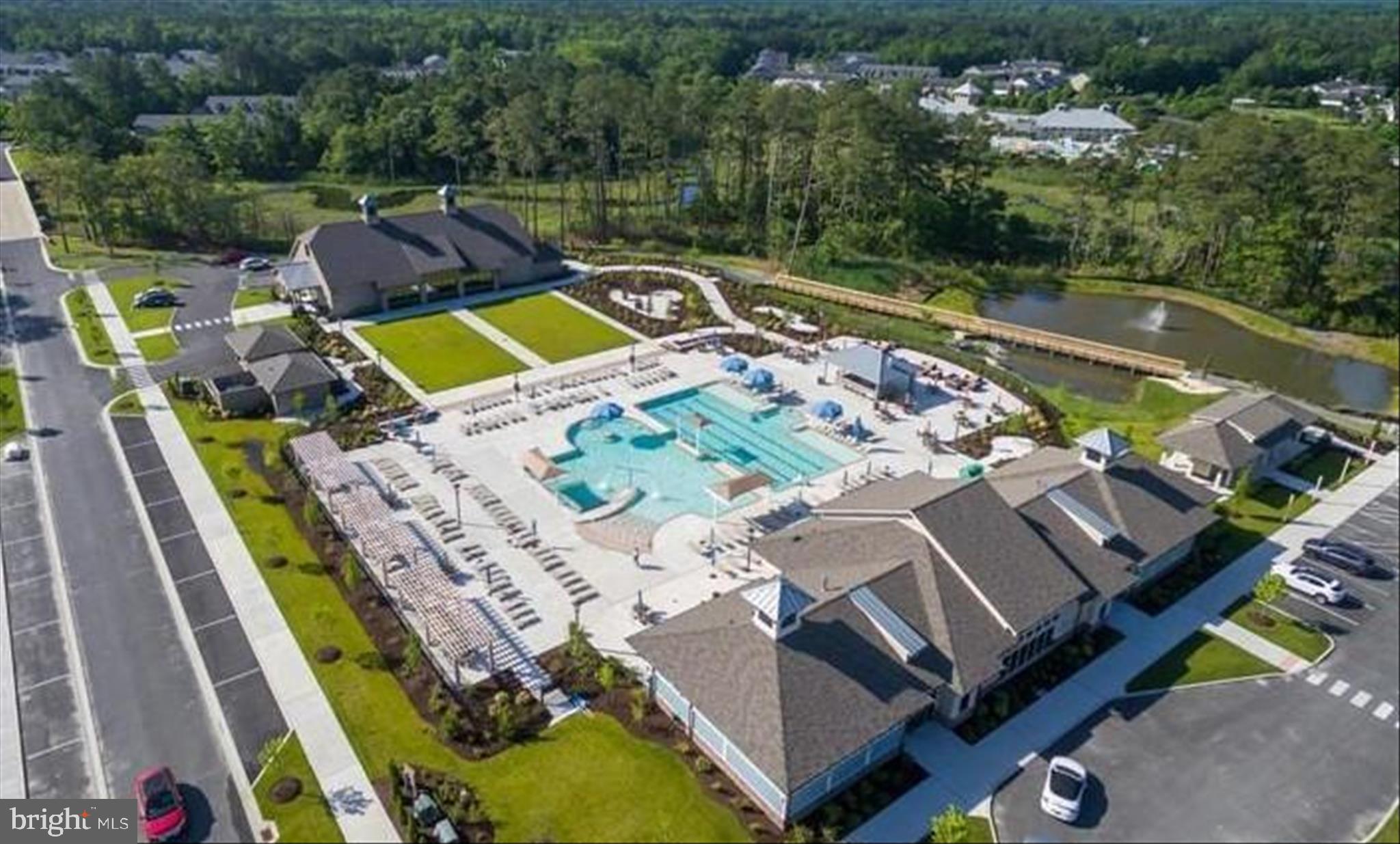 BAY FOREST CLUB - Residential