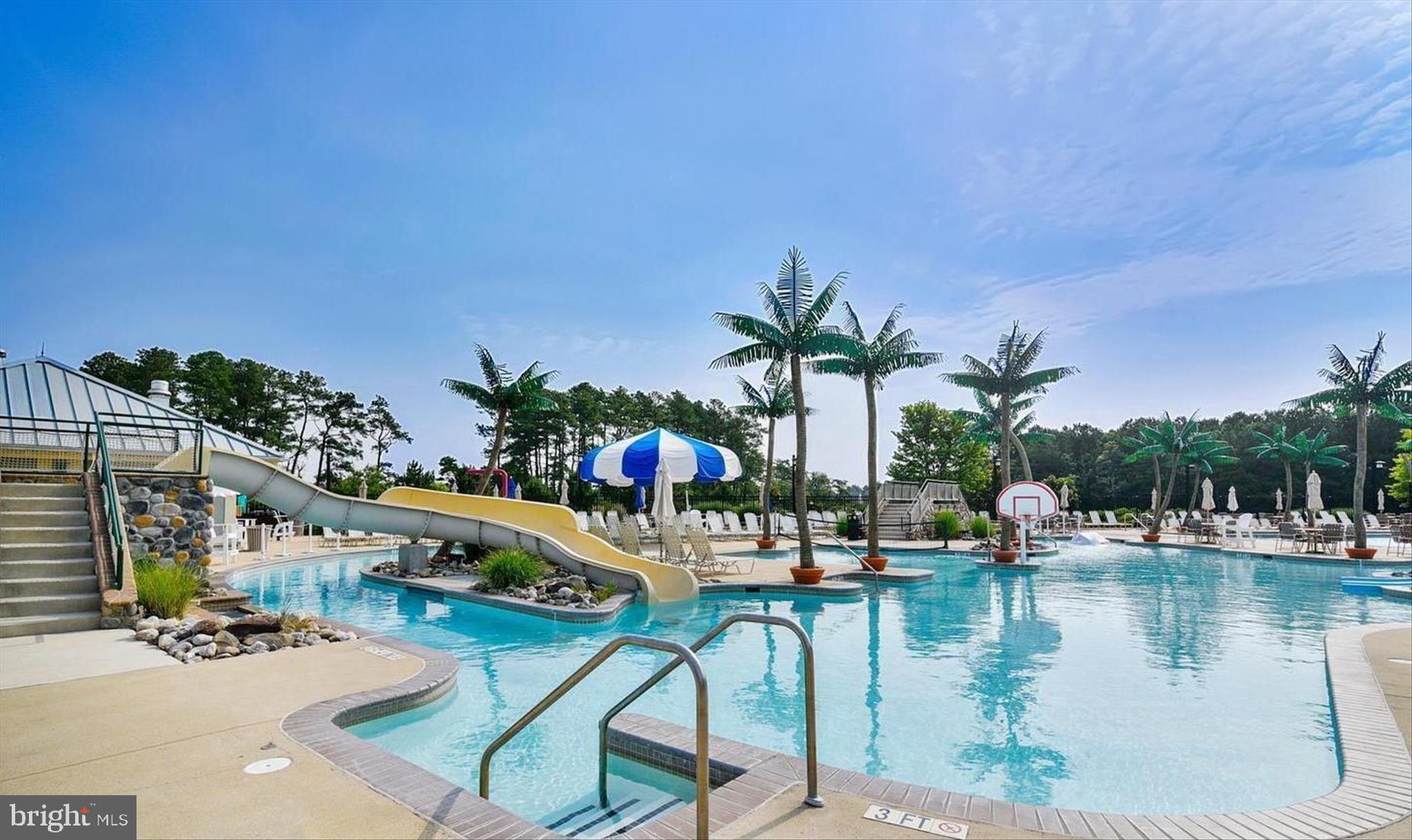 BAY FOREST CLUB - Residential