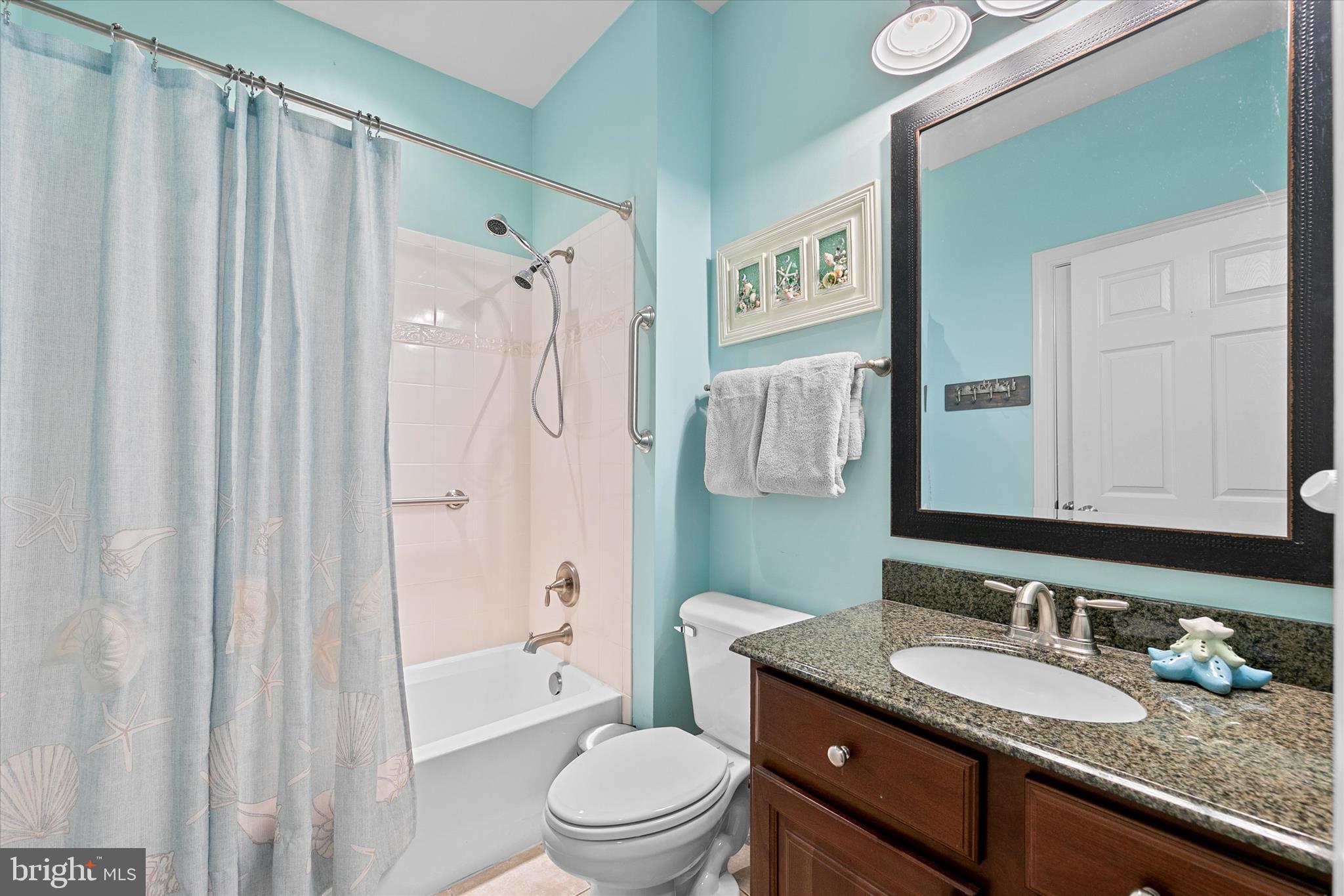 BAY FOREST CLUB - Residential