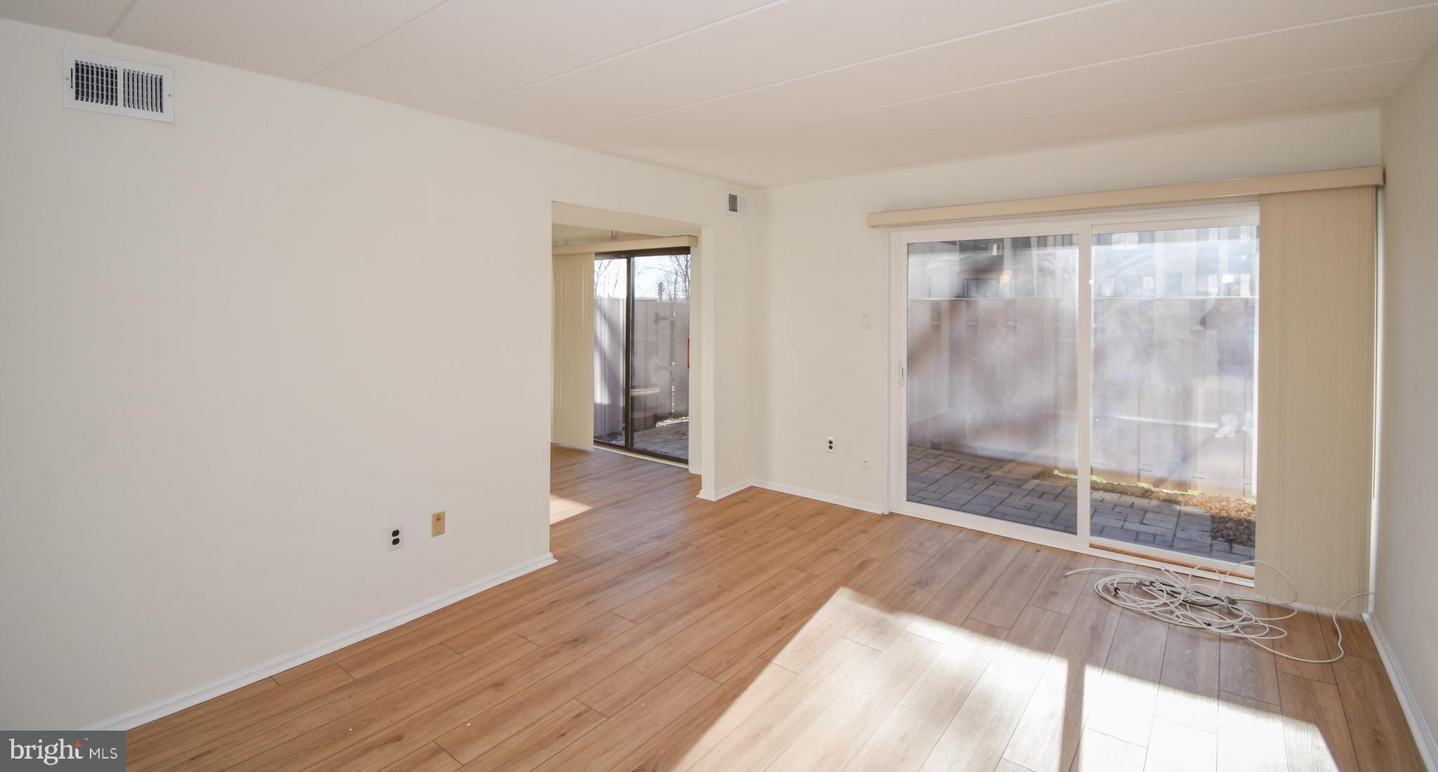 CHESTNUT GROVE - Residential Lease