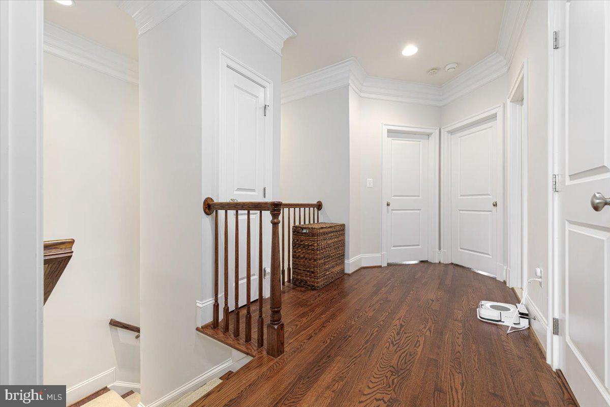 STOCKWELL MANOR - Residential