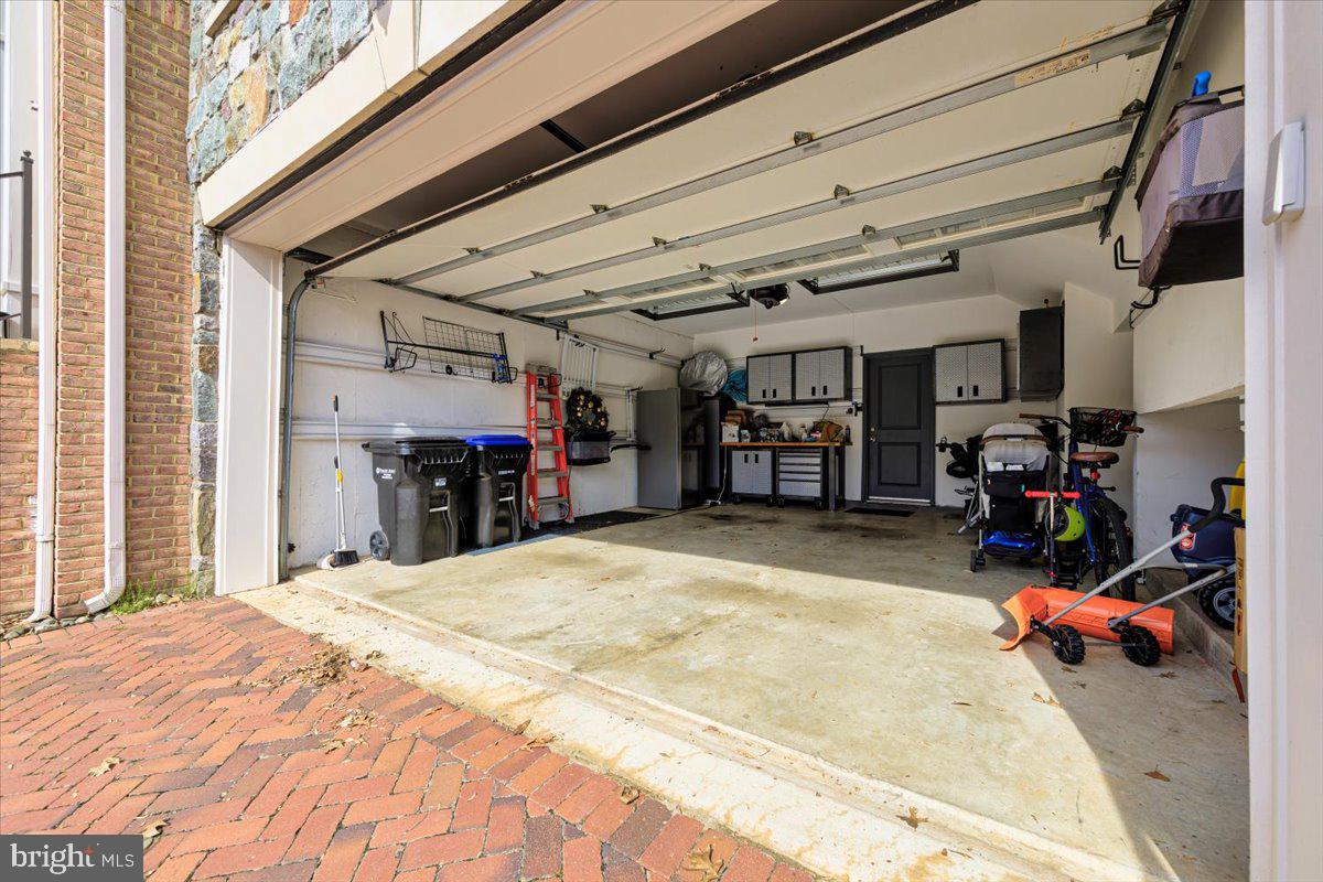 STOCKWELL MANOR - Residential