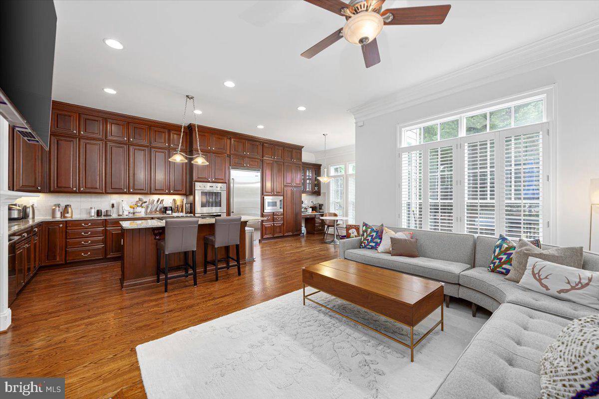 STOCKWELL MANOR - Residential