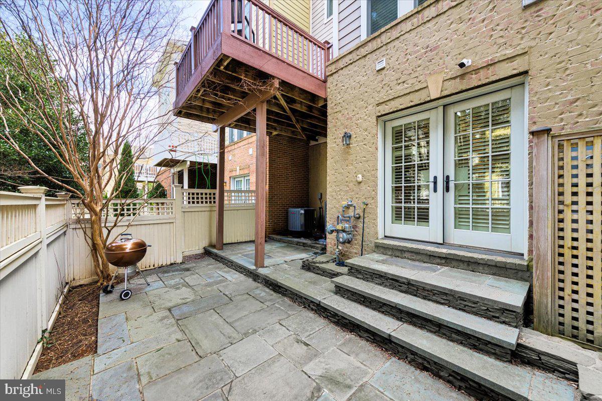 STOCKWELL MANOR - Residential