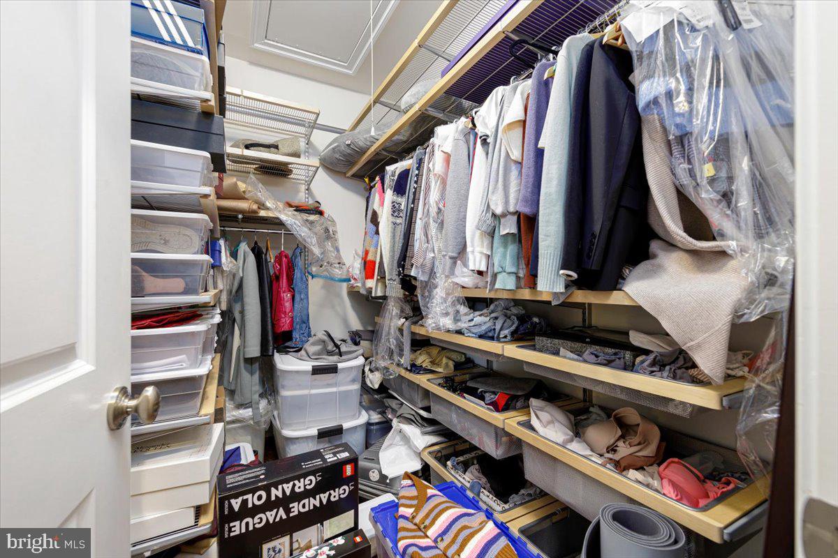 STOCKWELL MANOR - Residential