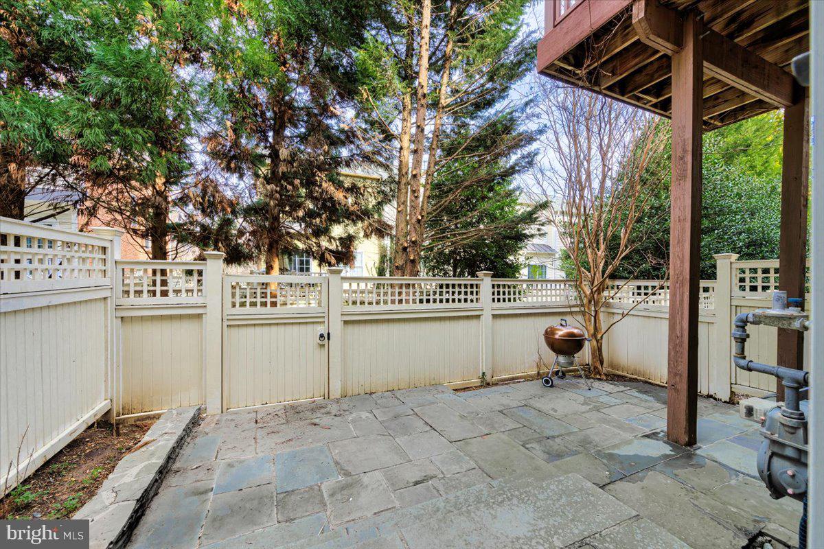 STOCKWELL MANOR - Residential