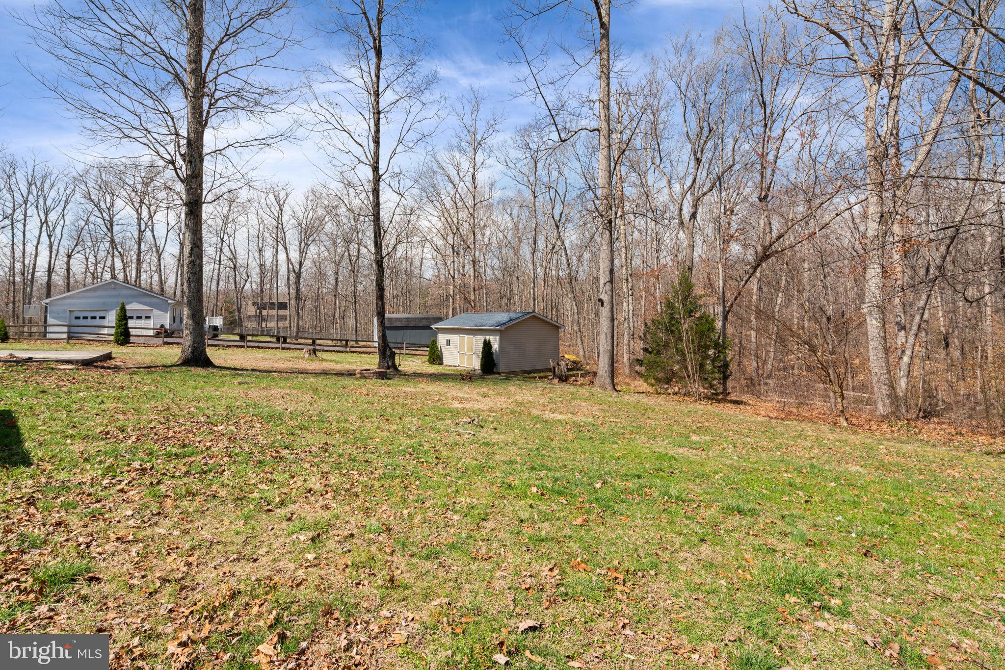 BLACK WALNUT RUN ESTATES - Residential