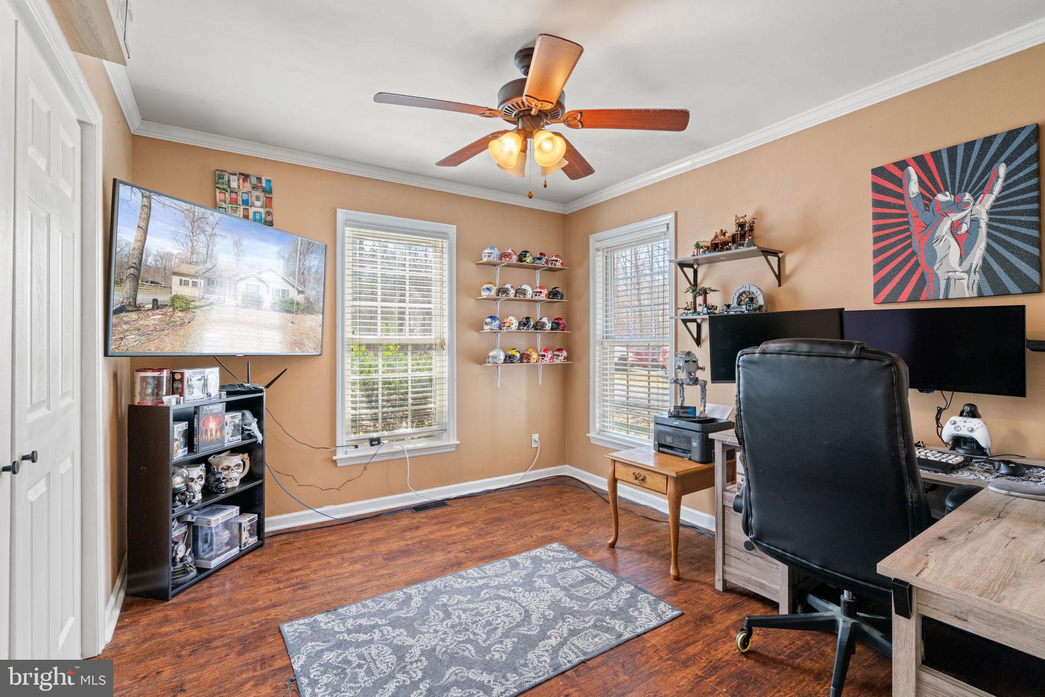 BLACK WALNUT RUN ESTATES - Residential