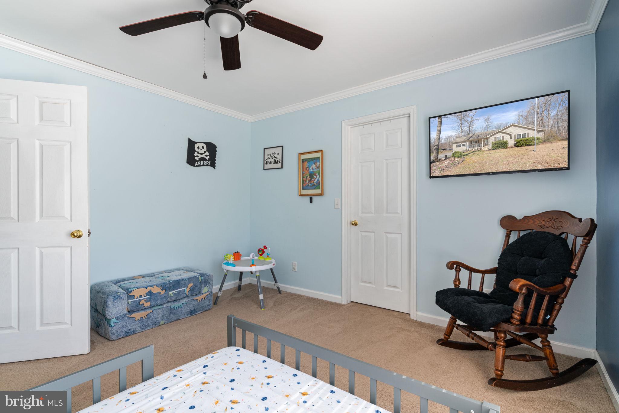 BLACK WALNUT RUN ESTATES - Residential