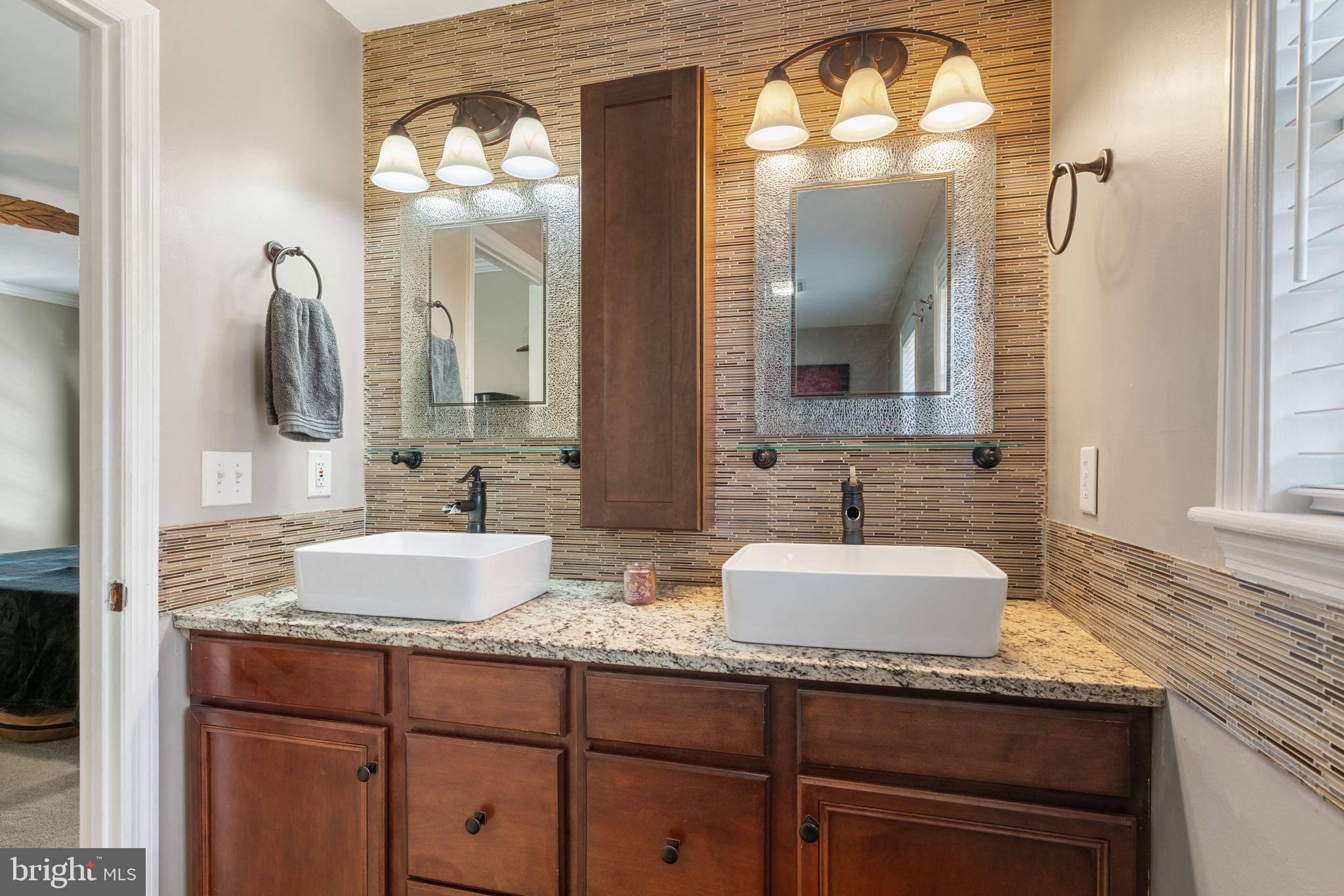 BLACK WALNUT RUN ESTATES - Residential