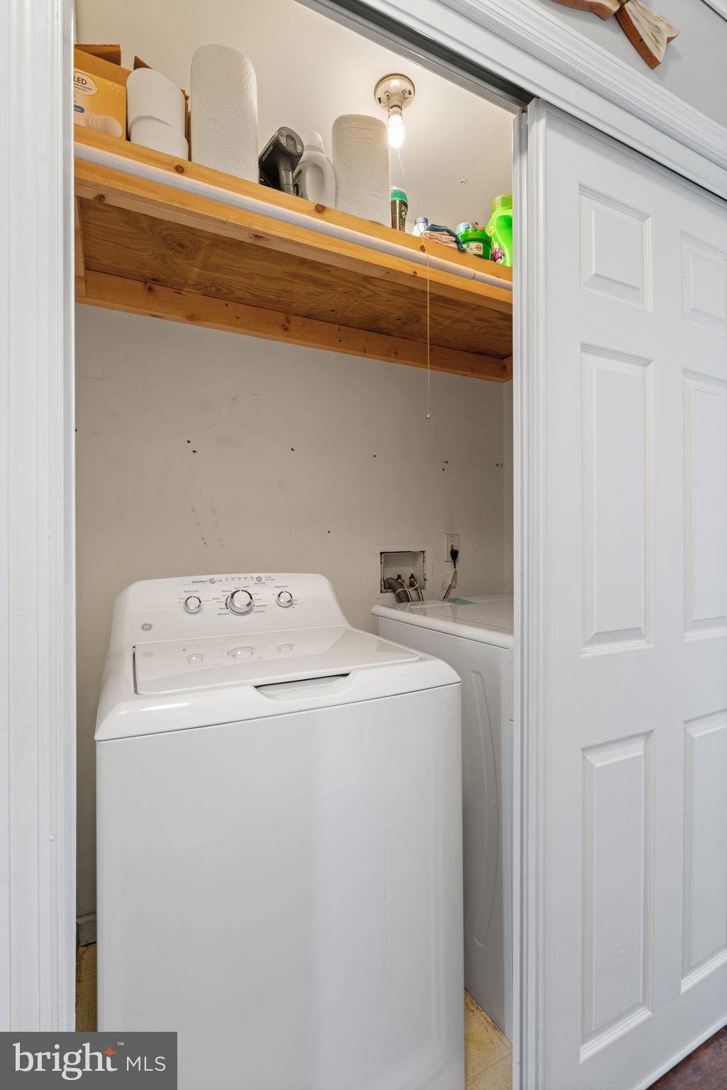 BLACK WALNUT RUN ESTATES - Residential