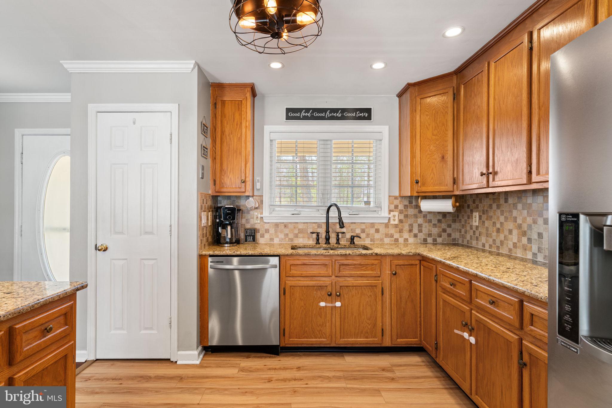 BLACK WALNUT RUN ESTATES - Residential