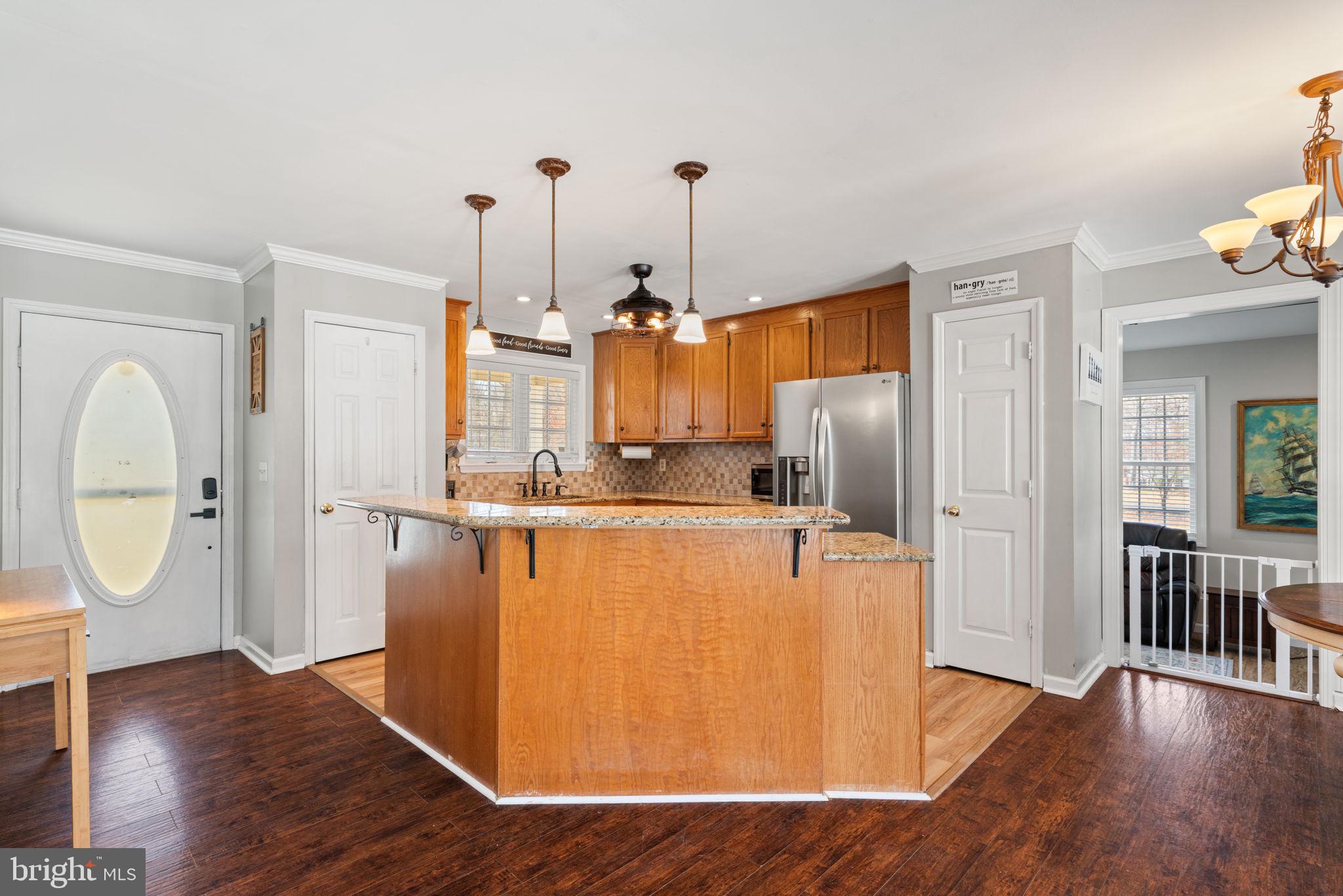 BLACK WALNUT RUN ESTATES - Residential