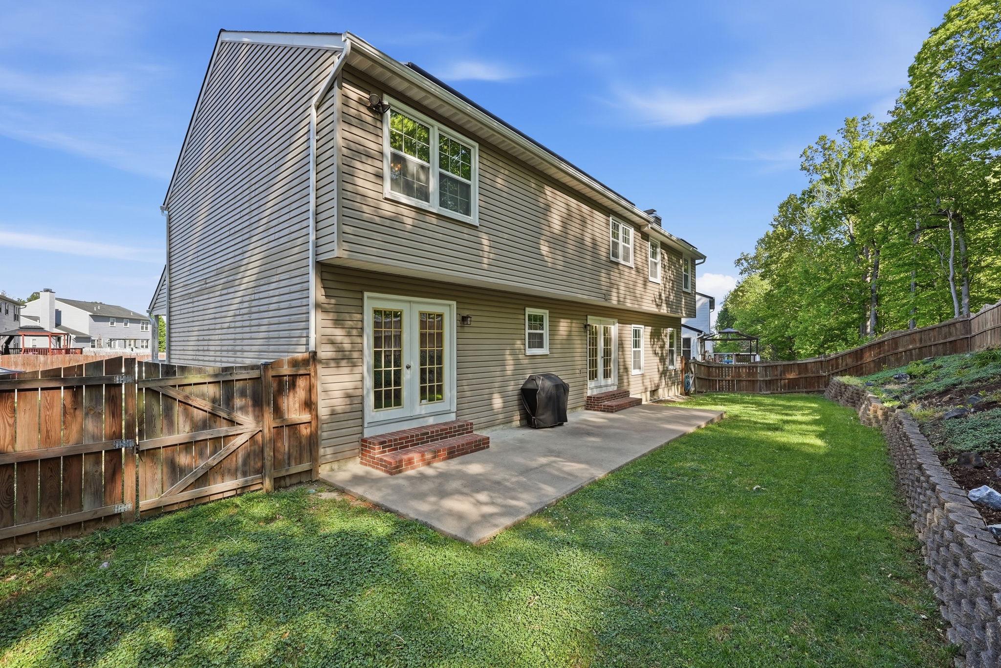 SPRING LAKE FARM - Residential