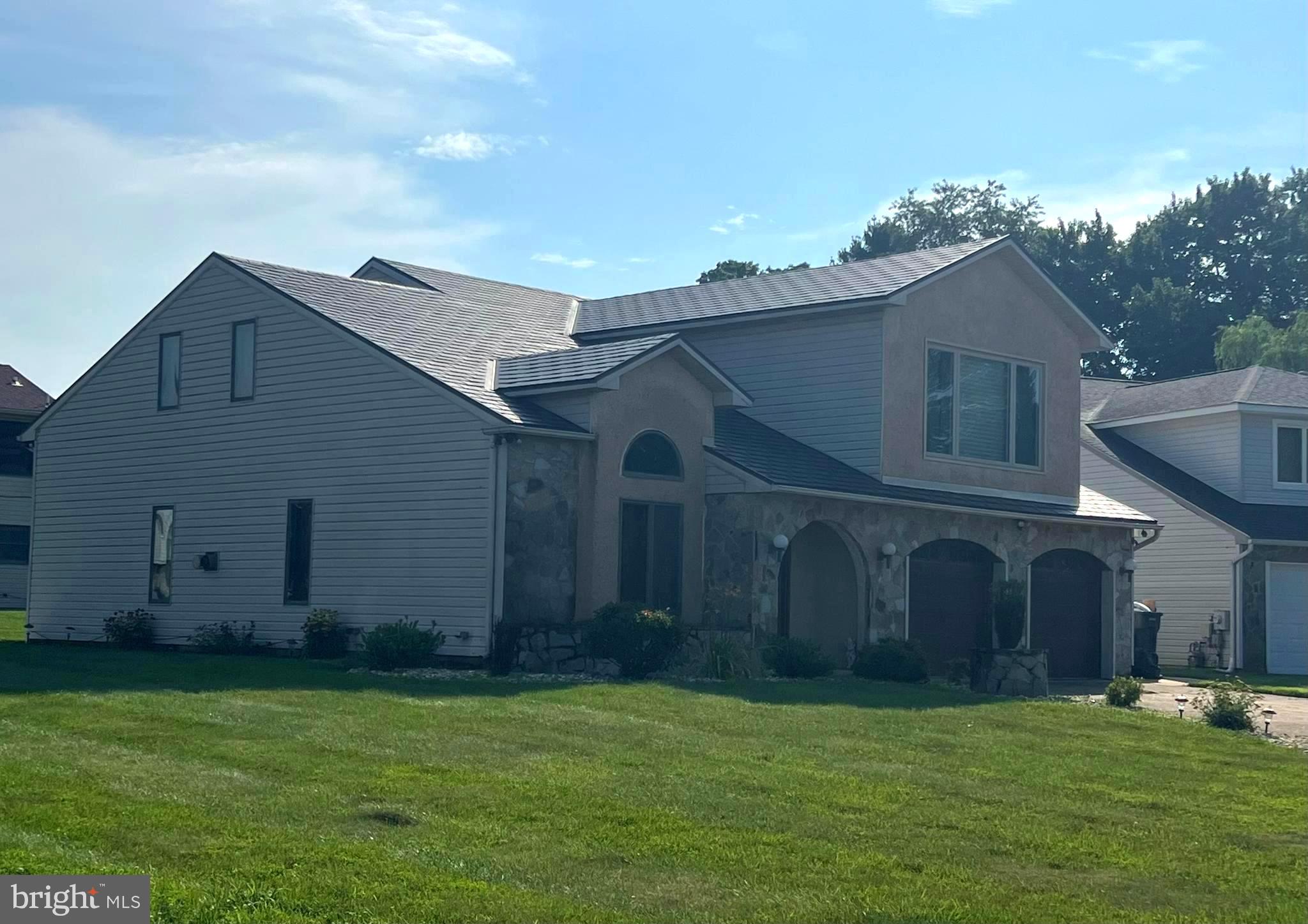 1 LONNIE COURT