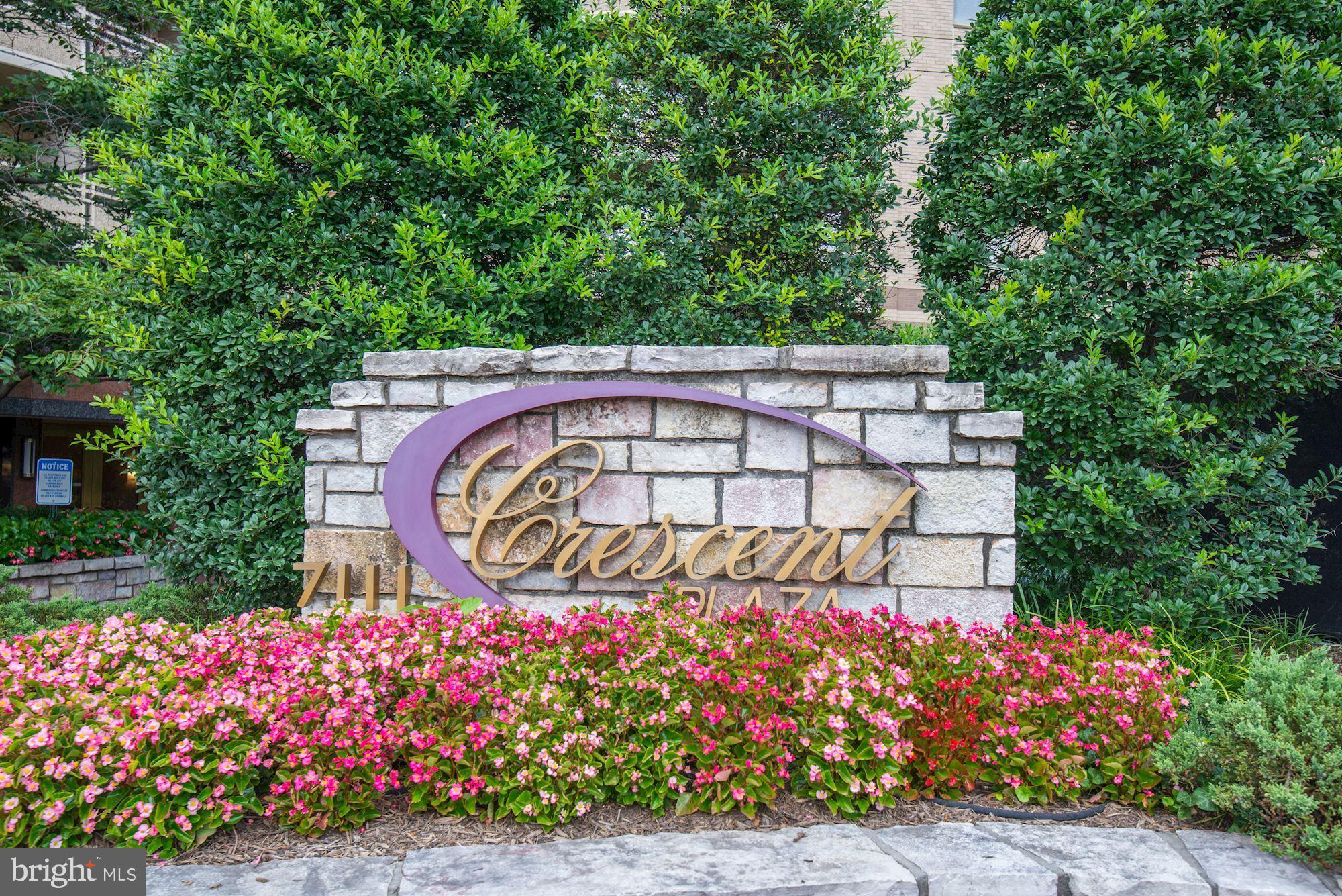 CRESCENT PLAZA - Residential