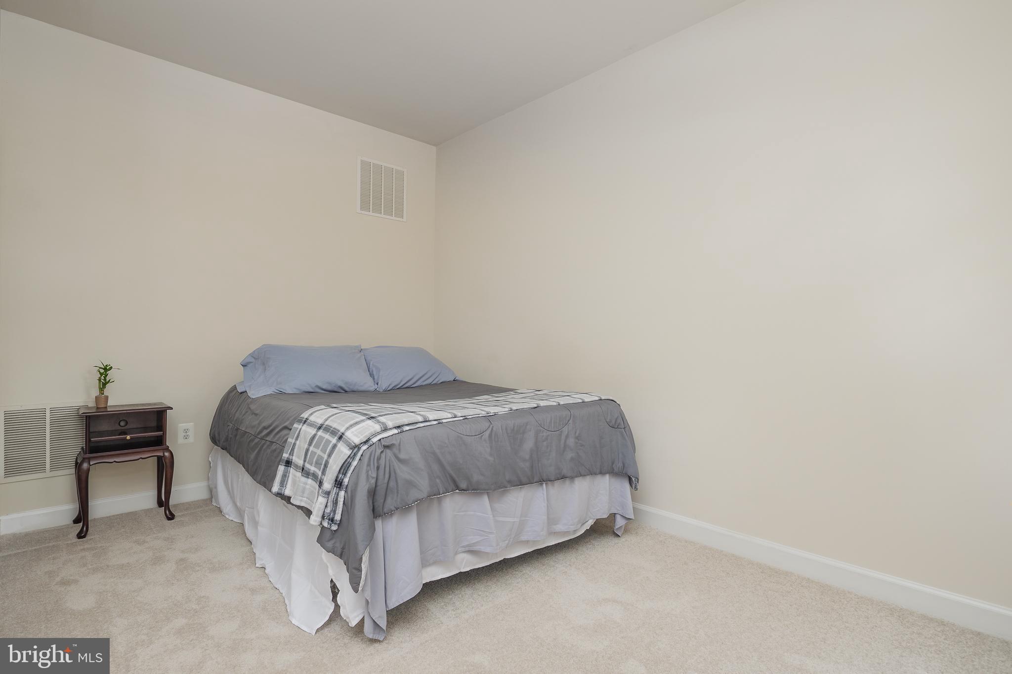 NEW BRISTOW VILLAGE - Residential