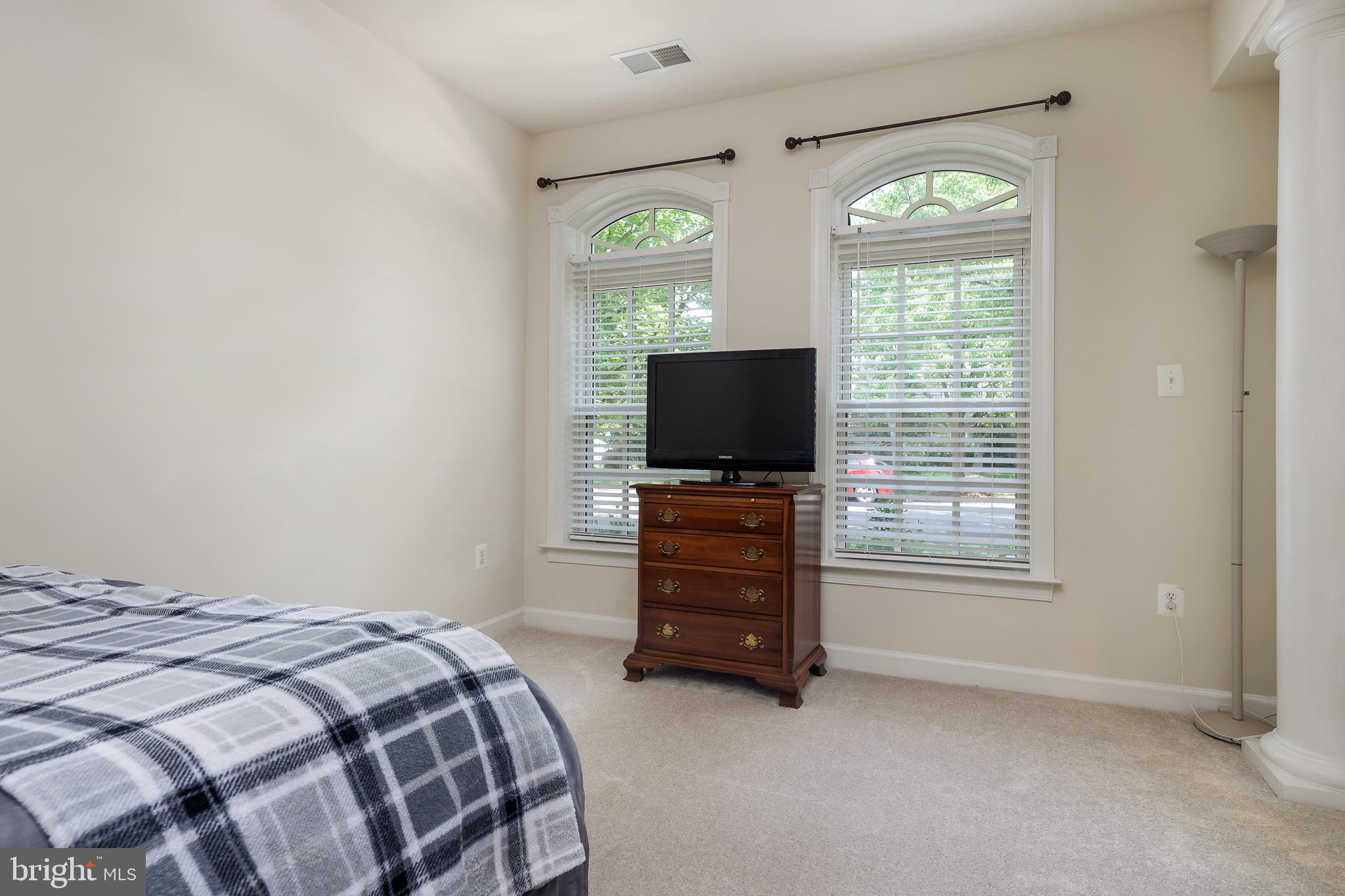 NEW BRISTOW VILLAGE - Residential