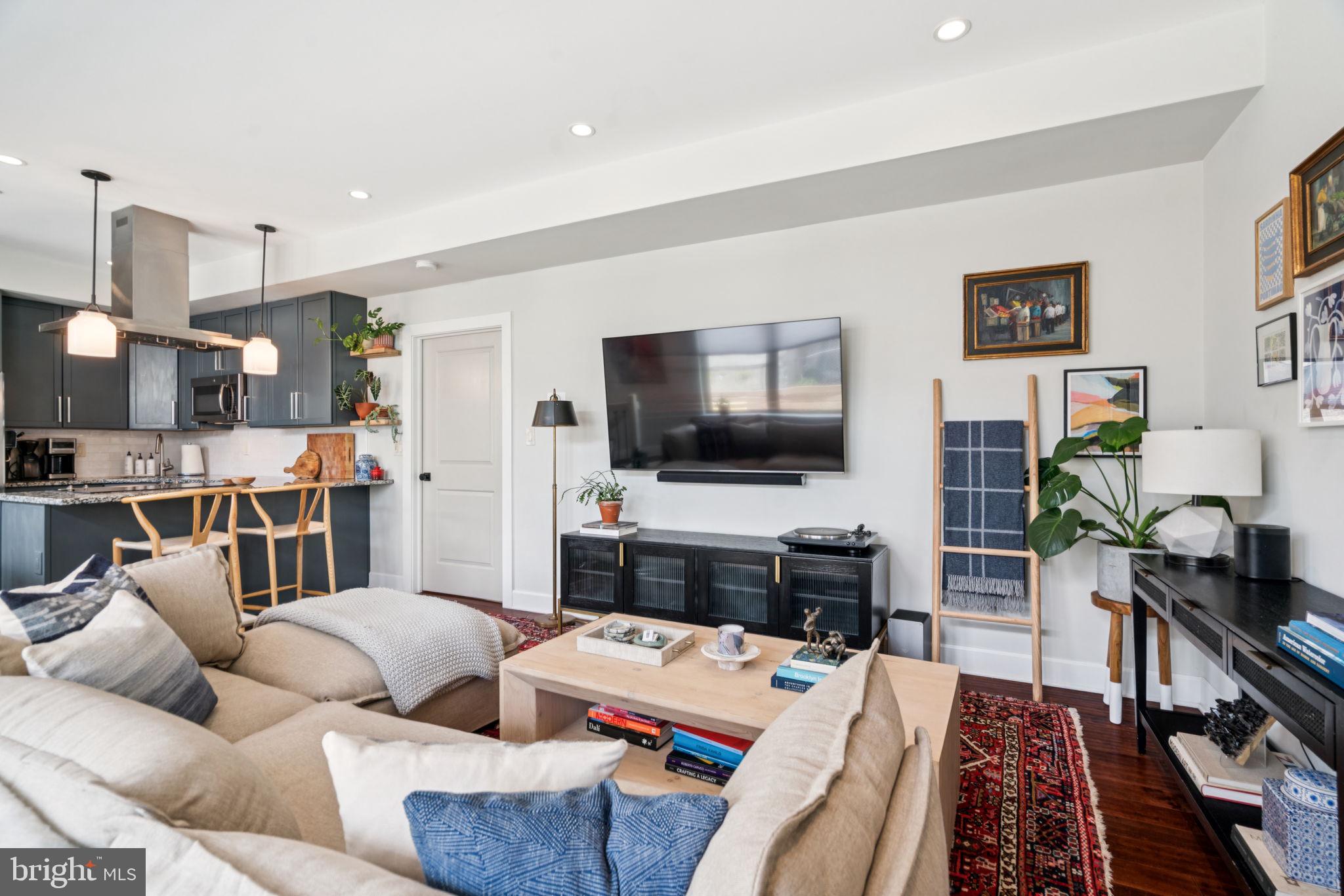 FRANCISVILLE - Residential