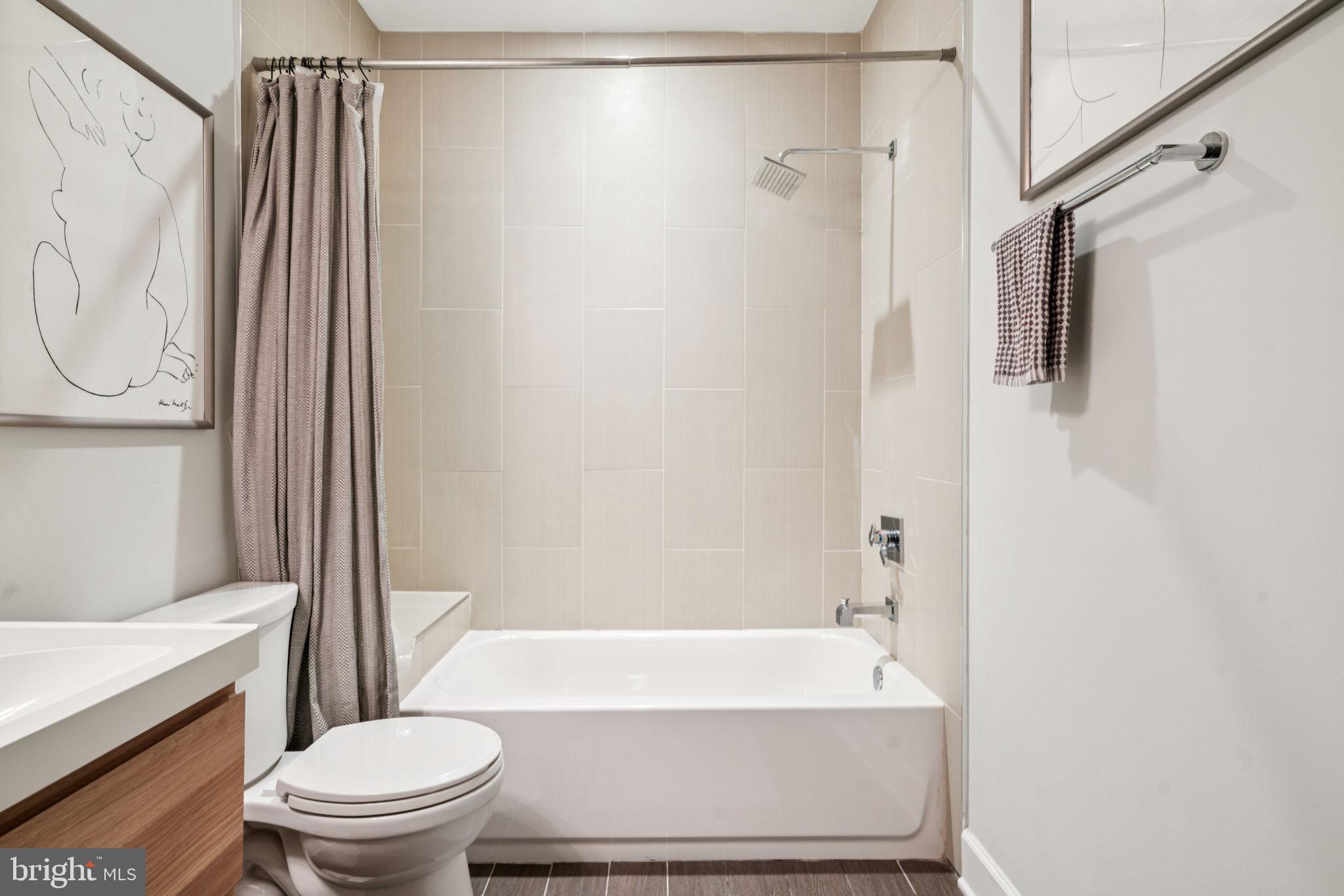 FRANCISVILLE - Residential