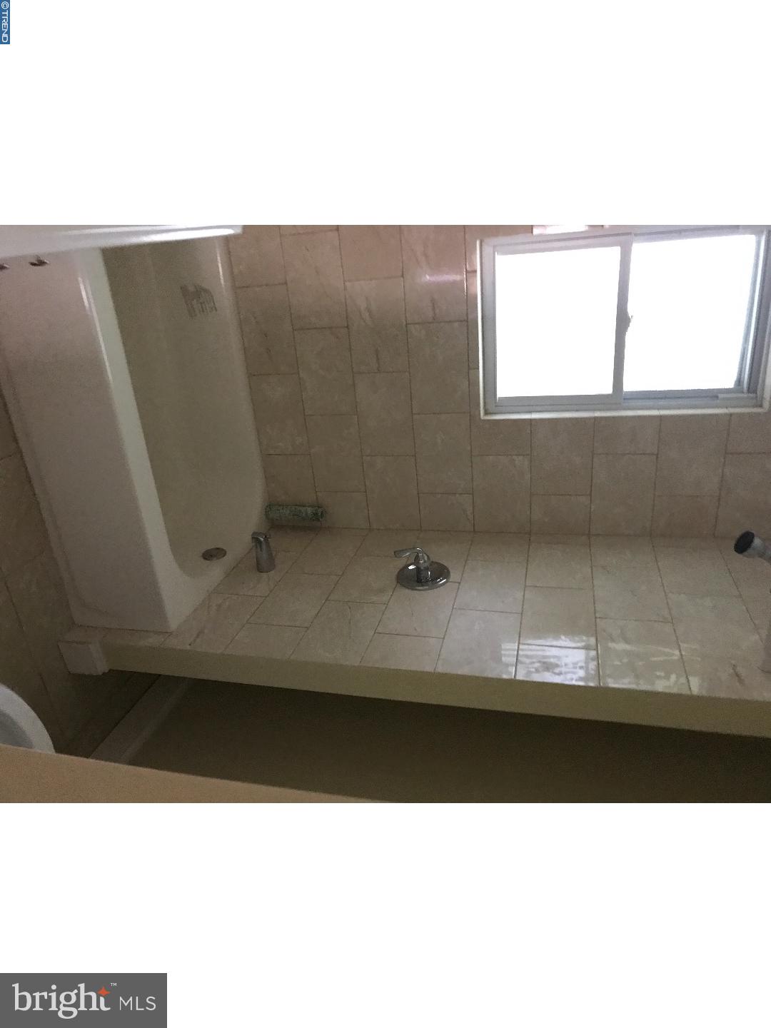 STRAWBERRY MANSION - Residential Lease