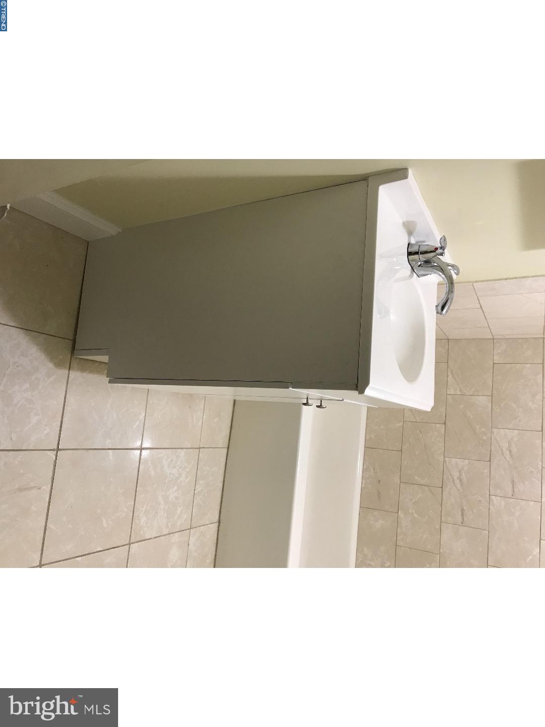 STRAWBERRY MANSION - Residential Lease