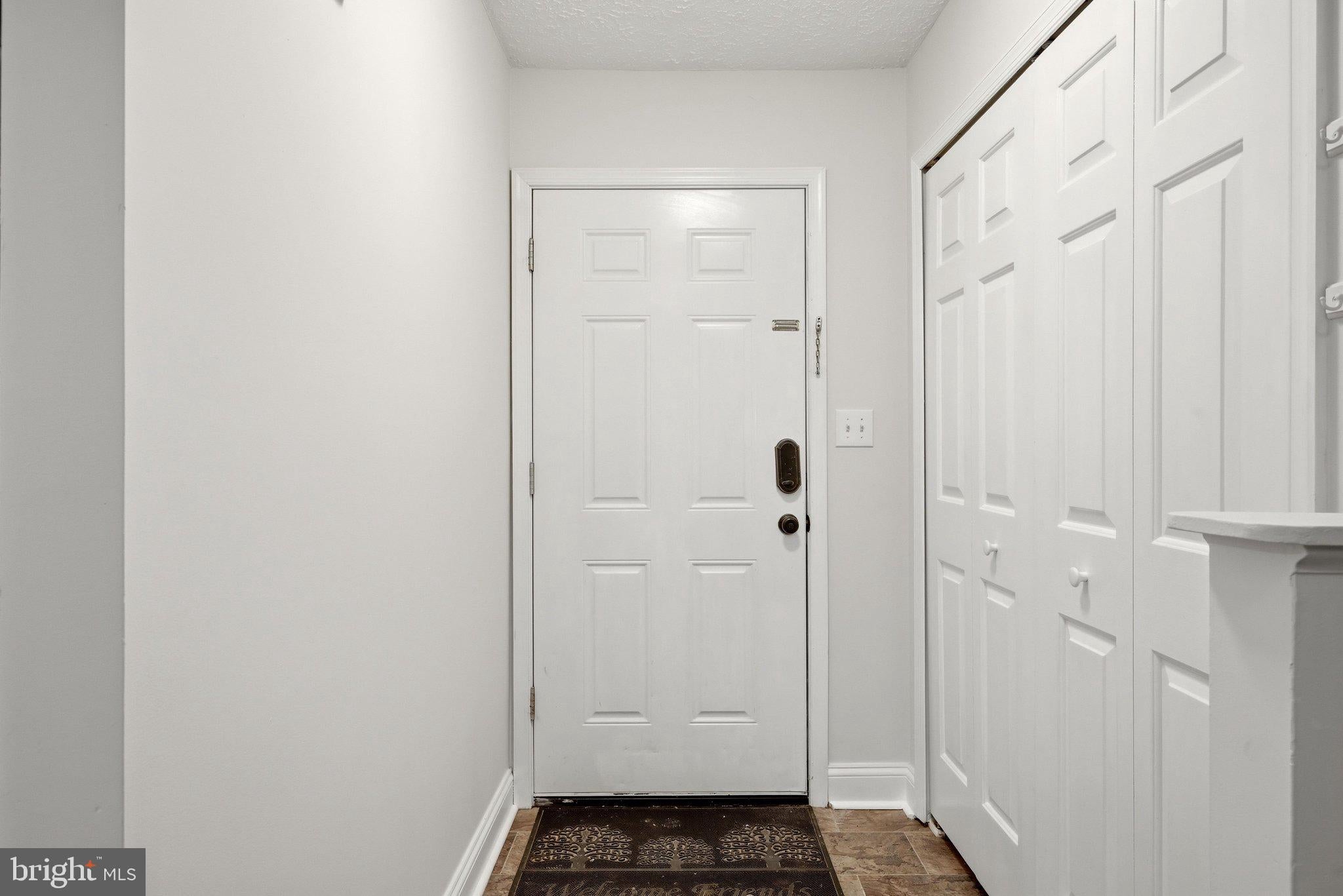 127 GEORGETOWNE COURT