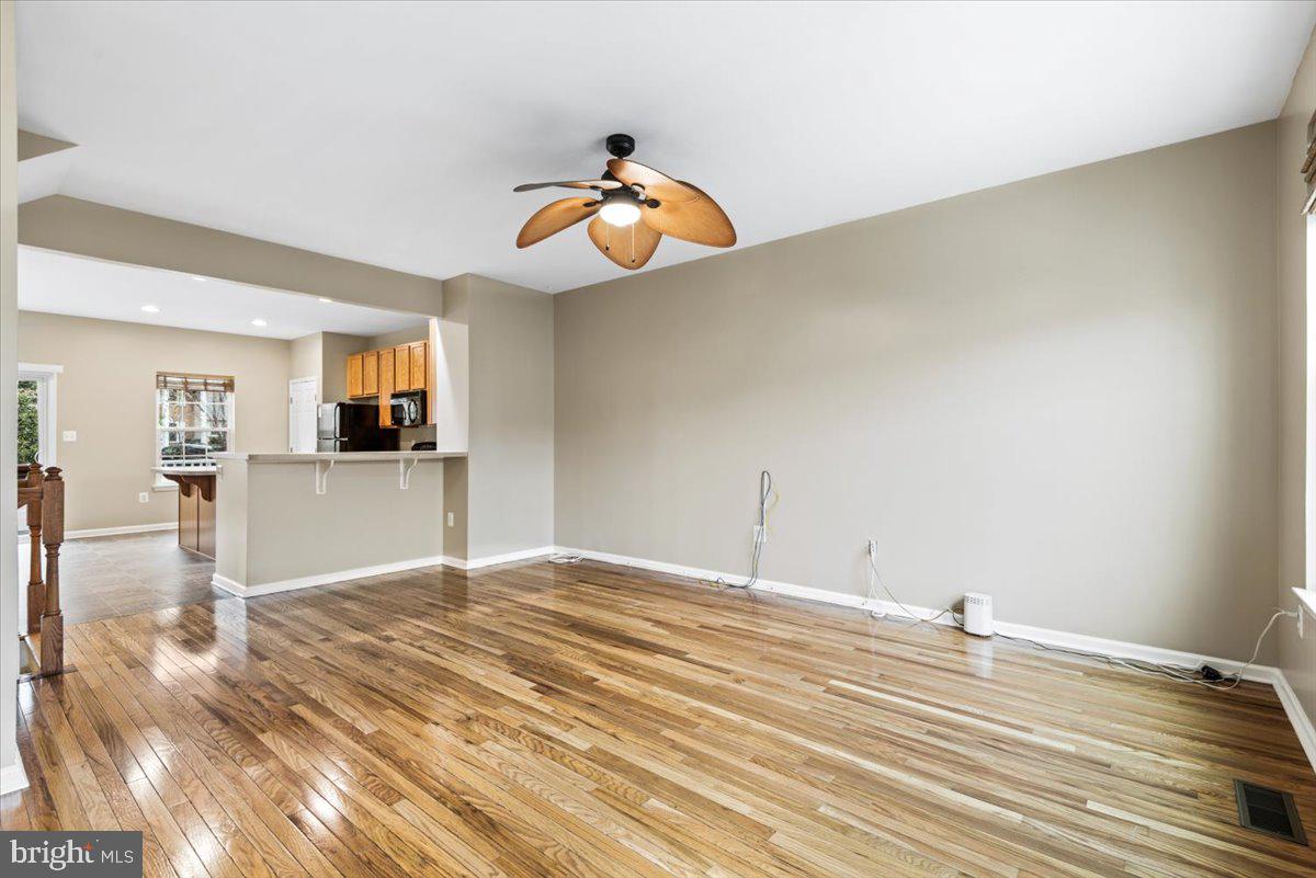 RAPPAHANNOCK LANDING - Residential Lease