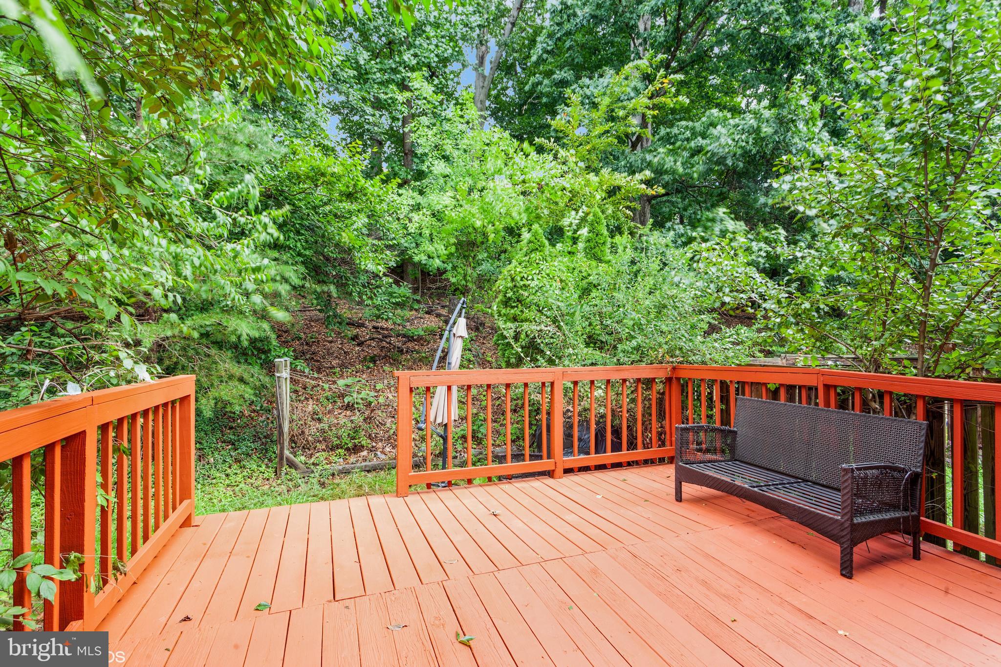 LAUREL LAKES - Residential