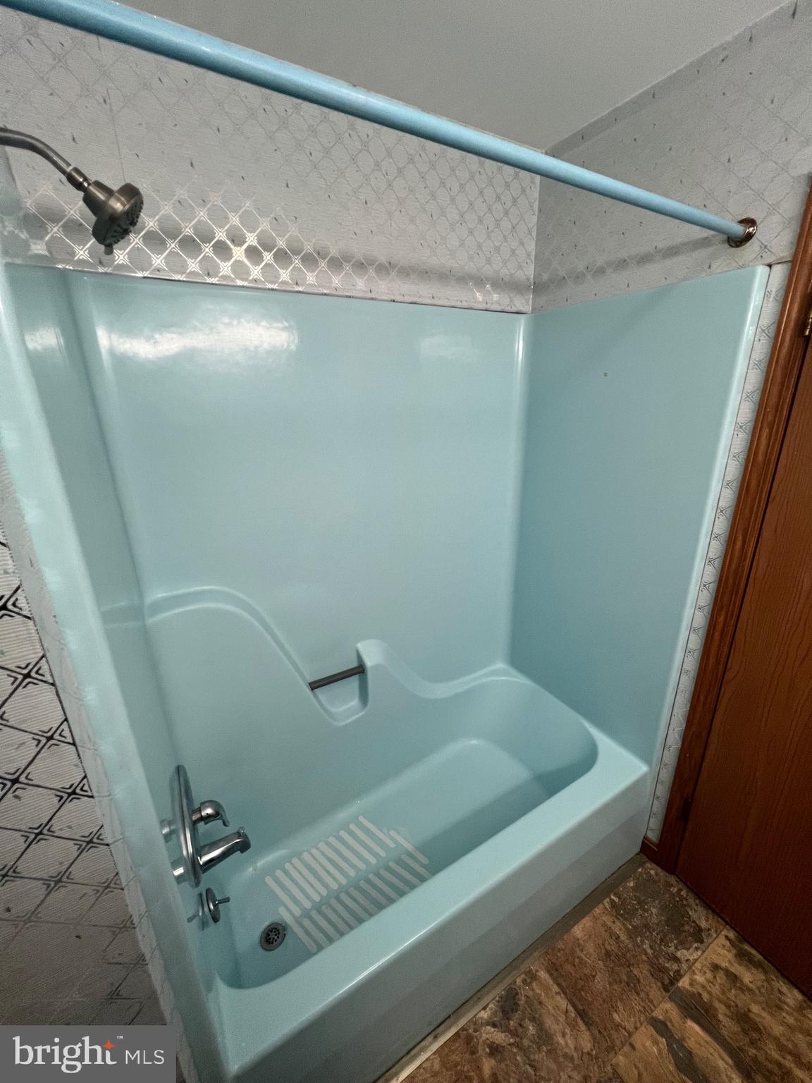 MANCHESTER ELECTION DISTRICT - Residential Lease