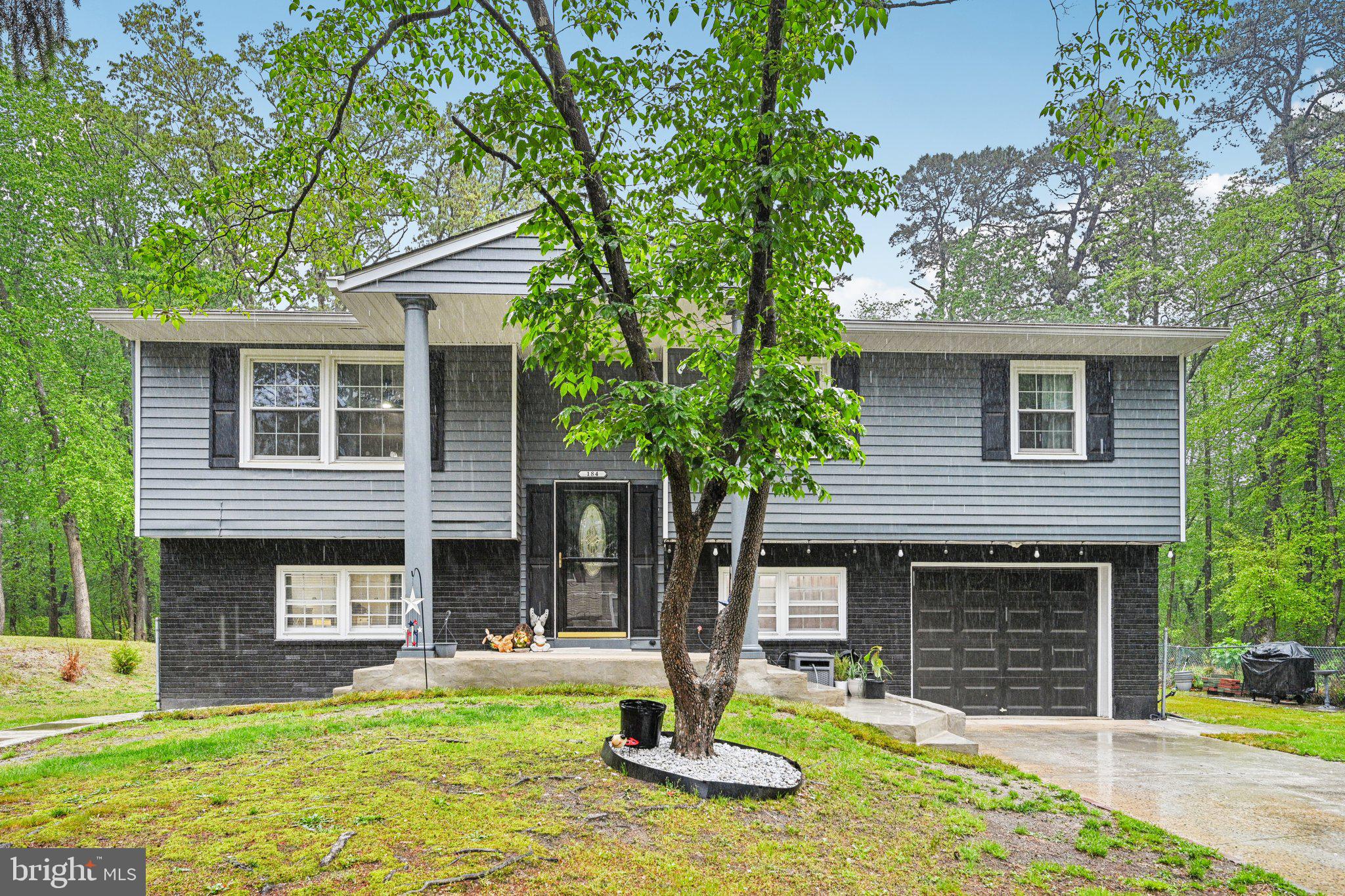 184 CHATHAM STREET