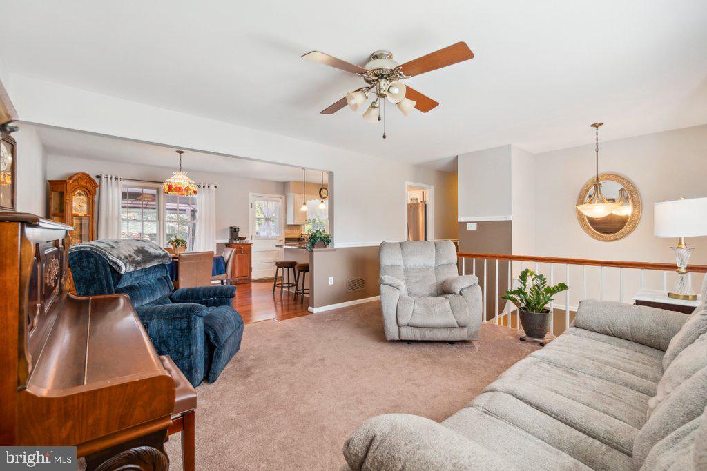 HARFORD HUNT MANOR - Residential