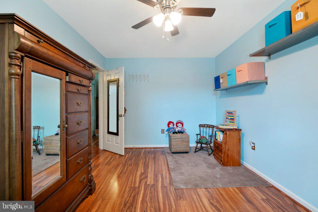 HARFORD HUNT MANOR - Residential