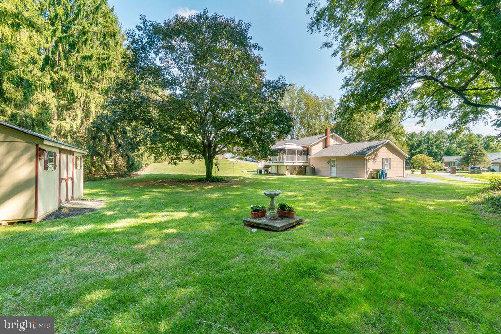 HARFORD HUNT MANOR - Residential