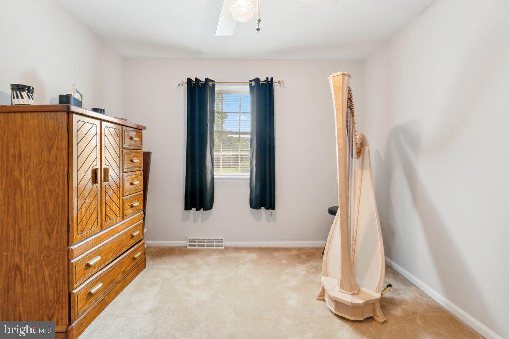 HARFORD HUNT MANOR - Residential