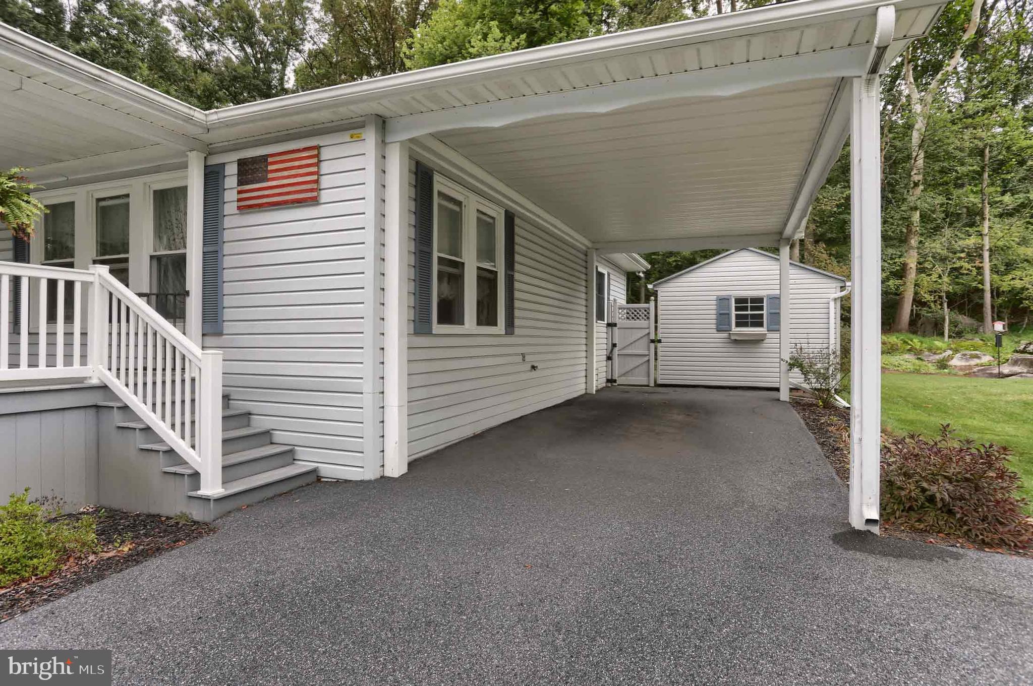 24 MAPLE AVE