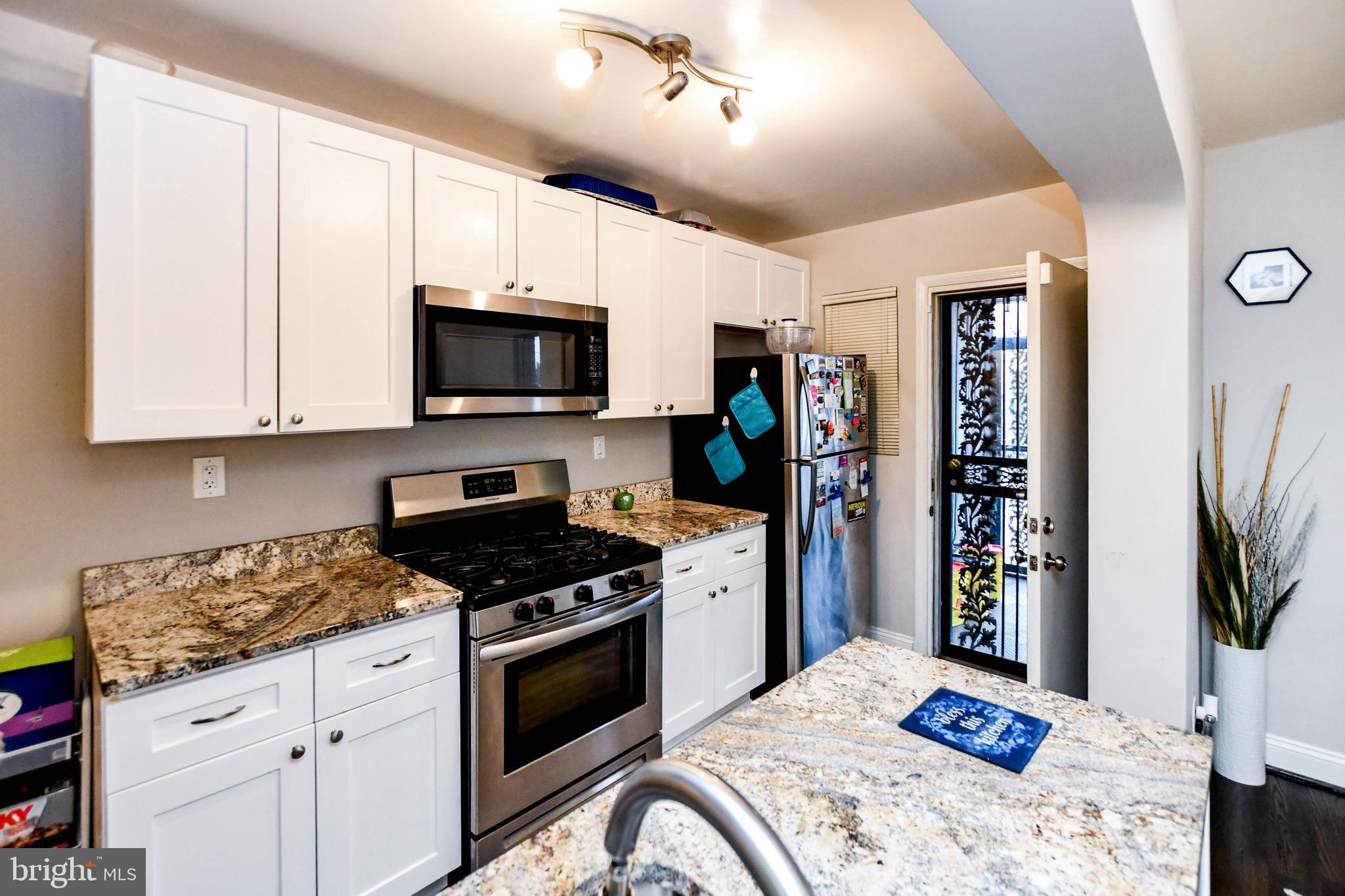 GLEN OAKS - Residential