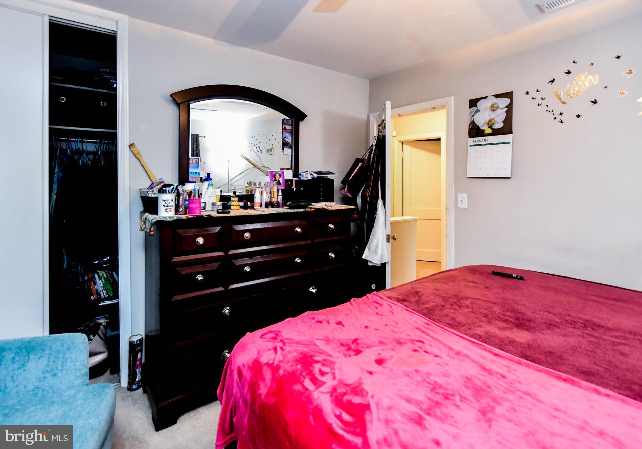 GLEN OAKS - Residential