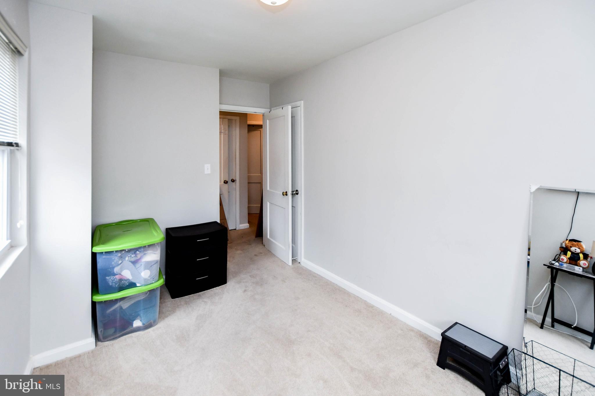 GLEN OAKS - Residential