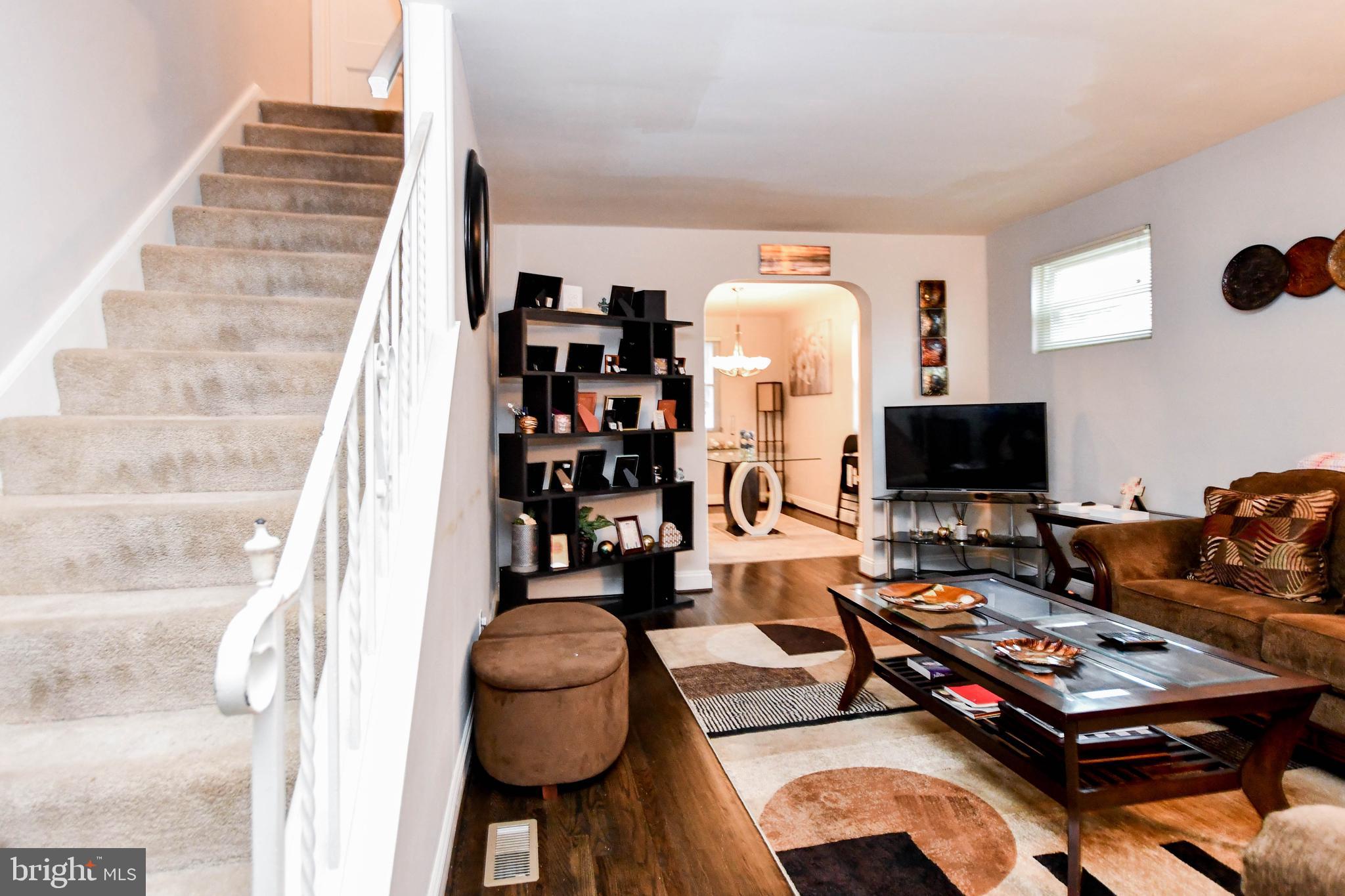 GLEN OAKS - Residential