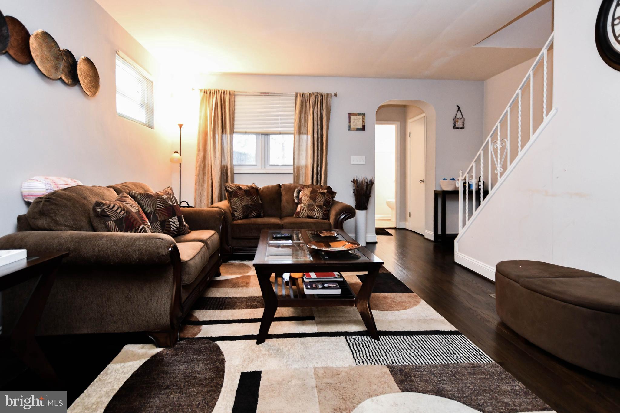 GLEN OAKS - Residential